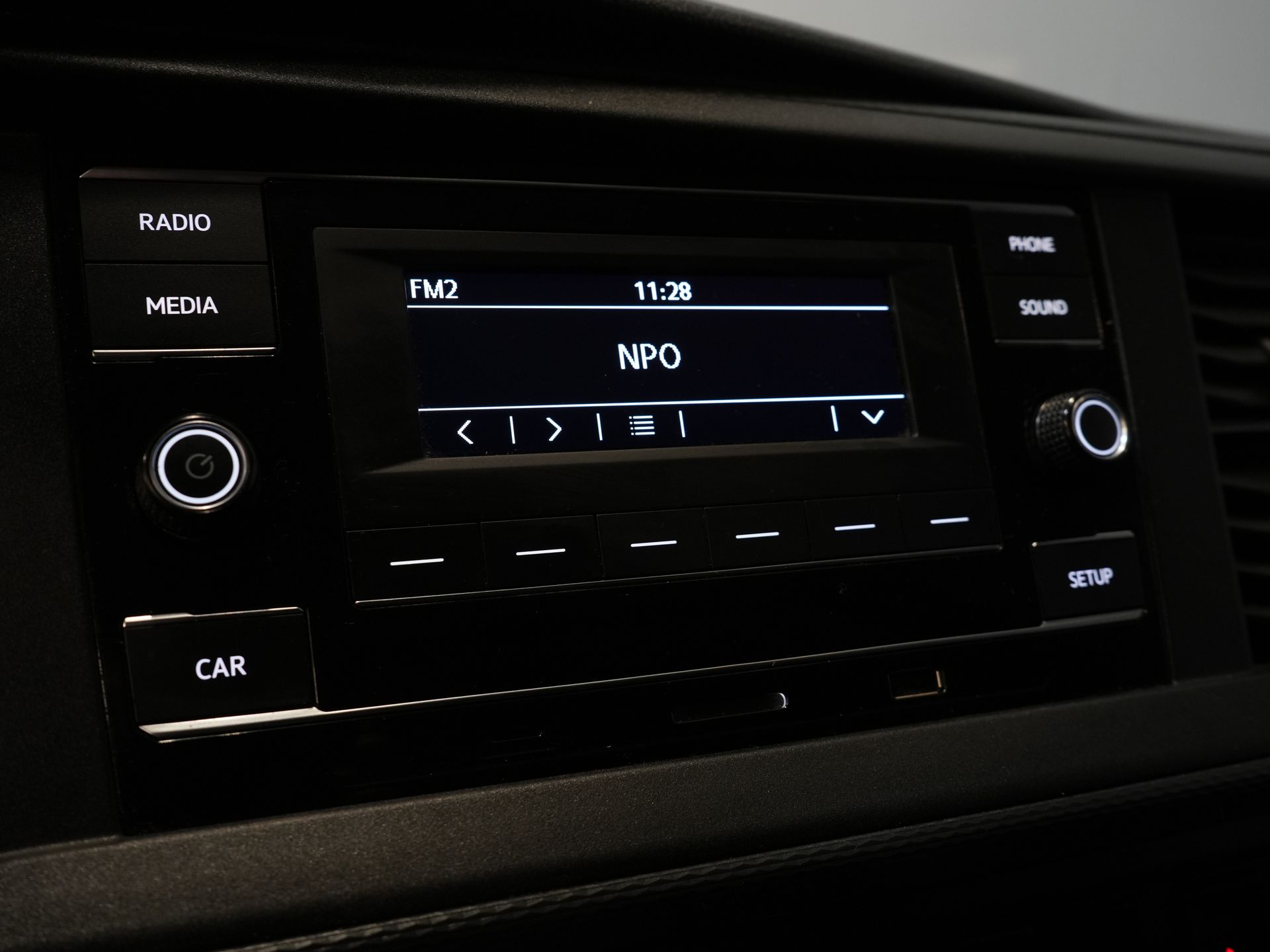 Volkswagen Transporter Bestelbus 2.0 TDI NL Auto/ Airco/ Bluetooth/ Trekhaak 19