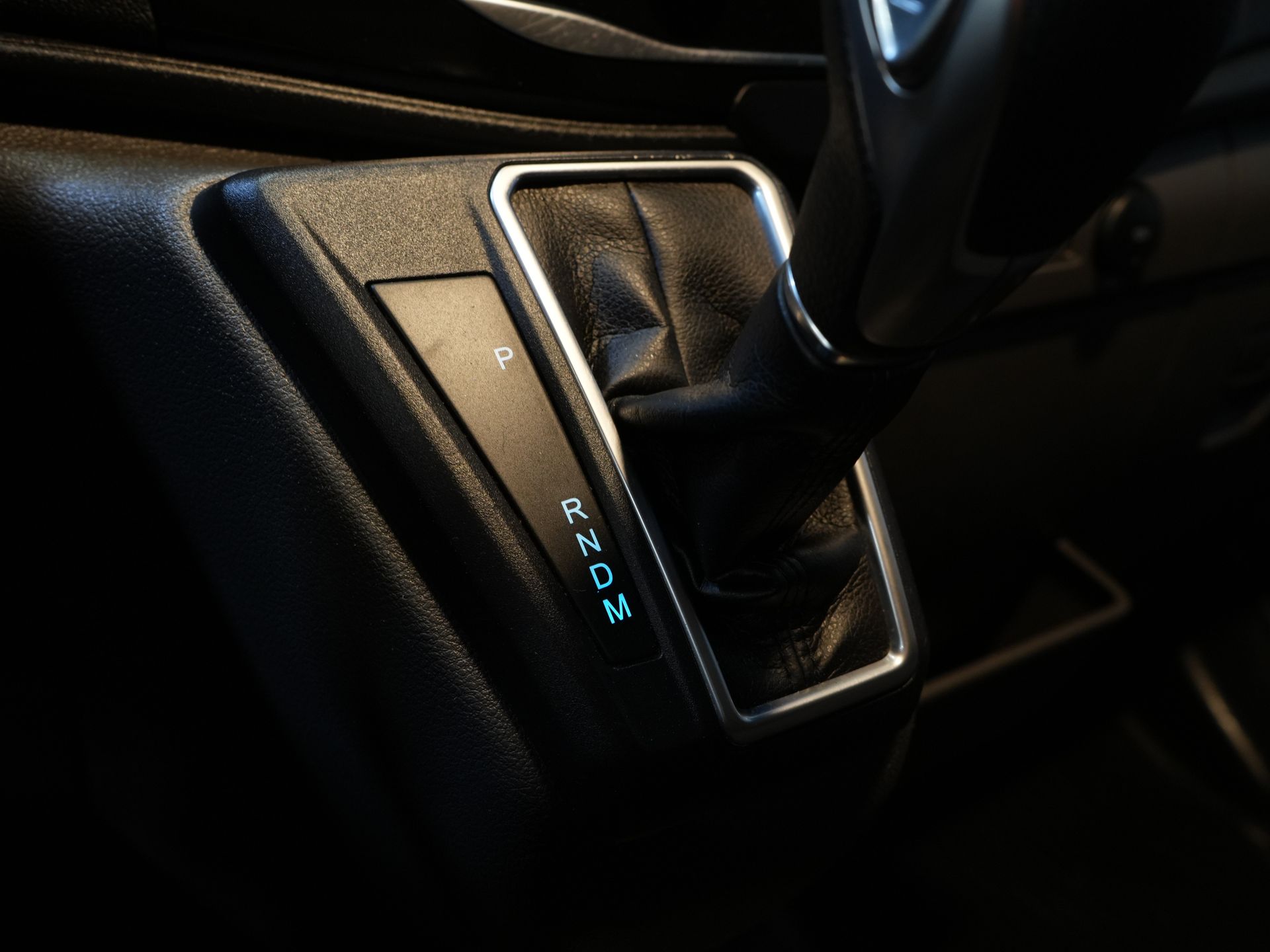 Ford Transit Bestelbus 2.0 TDCI 130 pk Aut. L3H2 Trend 270Gr.Deuren/ Carplay/ 360 Camera/ PDC/ Climate/ Cruise 19