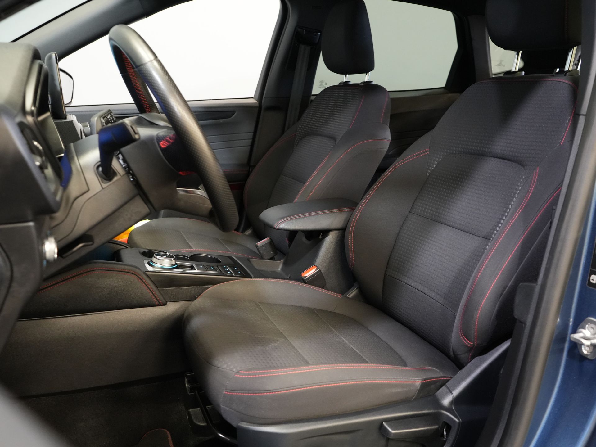 Ford Kuga SUV 2.5 PHEV 225 pk ST-Line LED/ Head-Up/ Adapt.cruise/ Standkachel/ Keyless/ Elek.klep/ Stoelverw/ Stuurverw./ Carplay/ Navi/ Clima 11