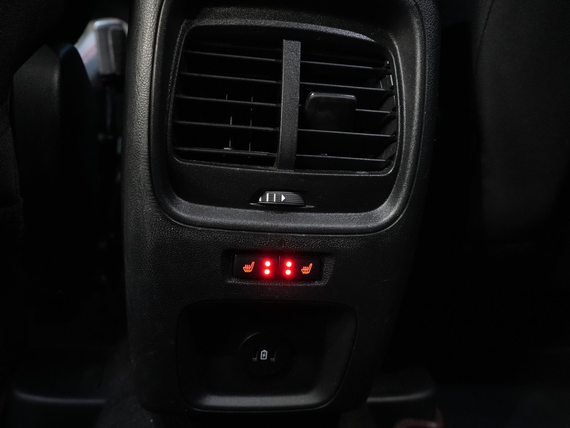 Ford Kuga SUV 2.5 PHEV 225 pk ST-Line LED/ Head-Up/ Adapt.cruise/ Standkachel/ Keyless/ Elek.klep/ Stoelverw/ Stuurverw./ Carplay/ Navi/ Clima 18