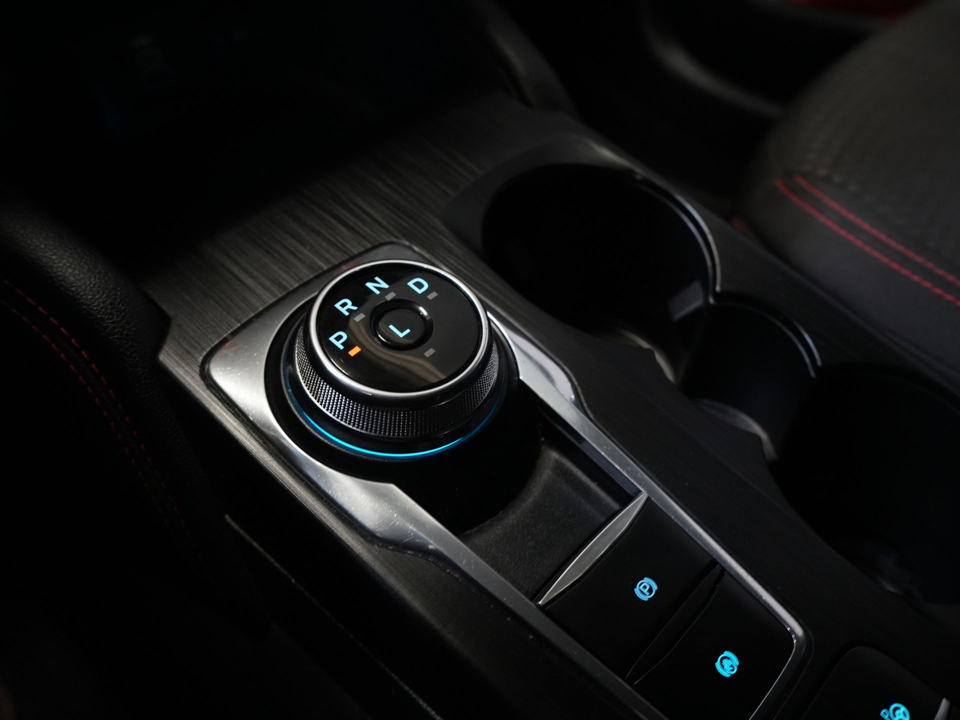 Ford Kuga SUV 2.5 PHEV 225 pk ST-Line LED/ Head-Up/ Adapt.cruise/ Standkachel/ Keyless/ Elek.klep/ Stoelverw/ Stuurverw./ Carplay/ Navi/ Clima 23