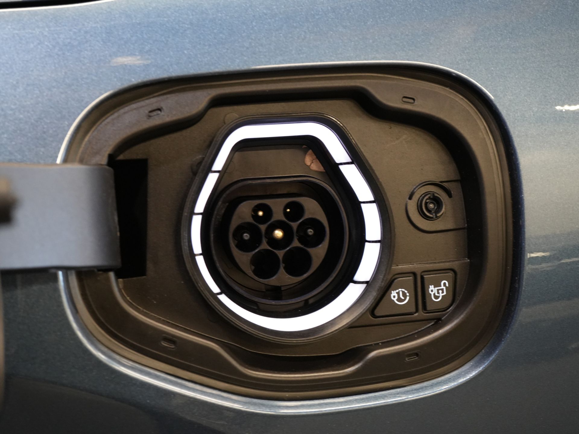 Ford Kuga SUV 2.5 PHEV 225 pk ST-Line LED/ Head-Up/ Adapt.cruise/ Standkachel/ Keyless/ Elek.klep/ Stoelverw/ Stuurverw./ Carplay/ Navi/ Clima 31