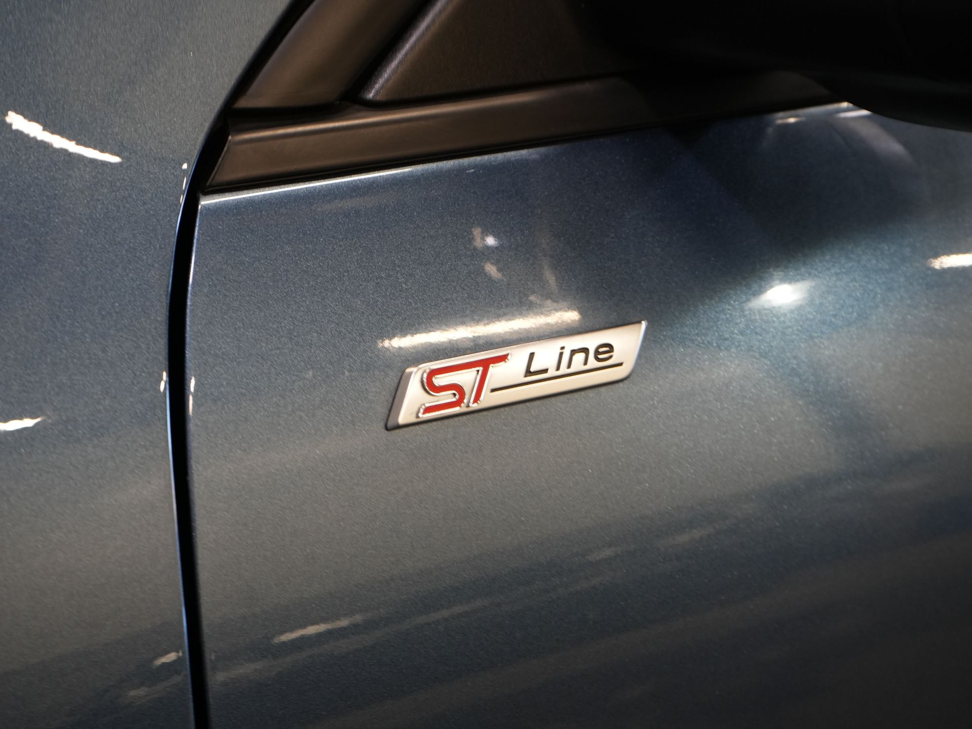 Ford Kuga SUV 2.5 PHEV 225 pk ST-Line LED/ Head-Up/ Adapt.cruise/ Standkachel/ Keyless/ Elek.klep/ Stoelverw/ Stuurverw./ Carplay/ Navi/ Clima 32