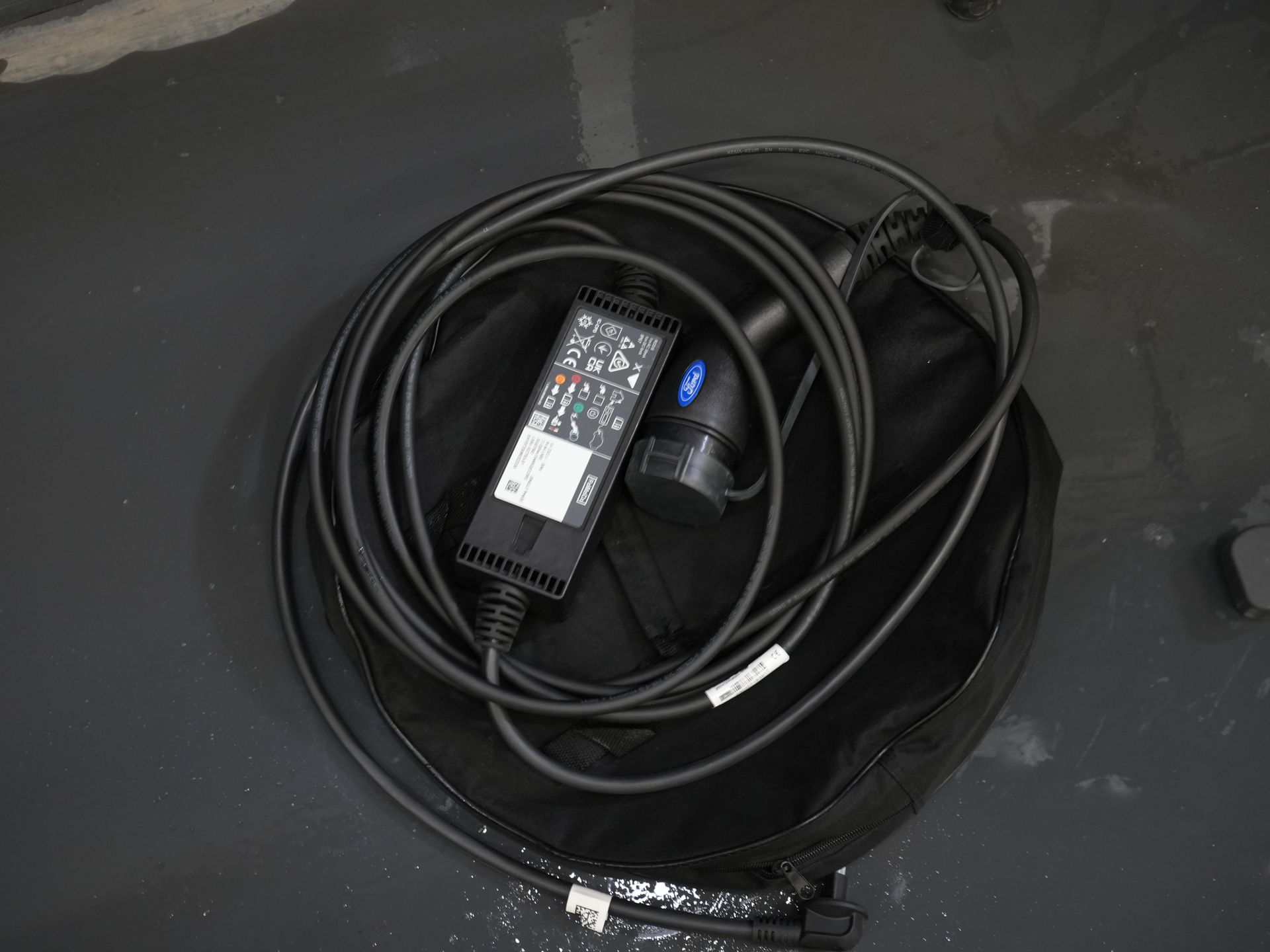 Ford Kuga SUV 2.5 PHEV 225 pk ST-Line LED/ Head-Up/ Adapt.cruise/ Standkachel/ Keyless/ Elek.klep/ Stoelverw/ Stuurverw./ Carplay/ Navi/ Clima 34