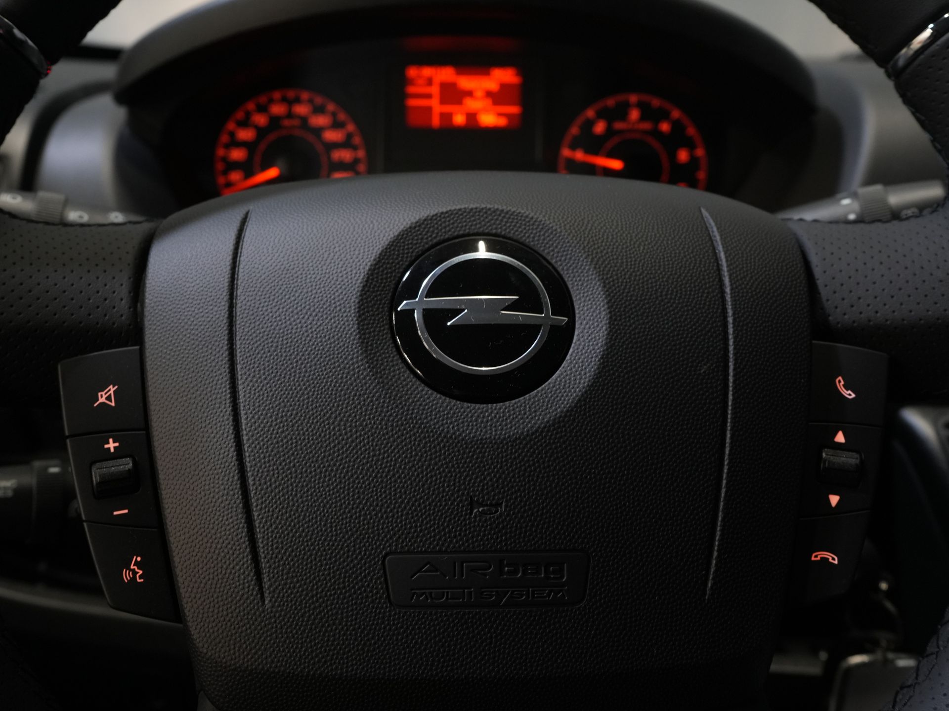 Citroën Jumper Bestelbus (Opel Movano) 2.2 140 pk L2H2 Betimmering/ Carplay/ 270Gr.Deuren/ Climate/ Camera/ Cruise/ Navi/ PDC/ Cruise 18