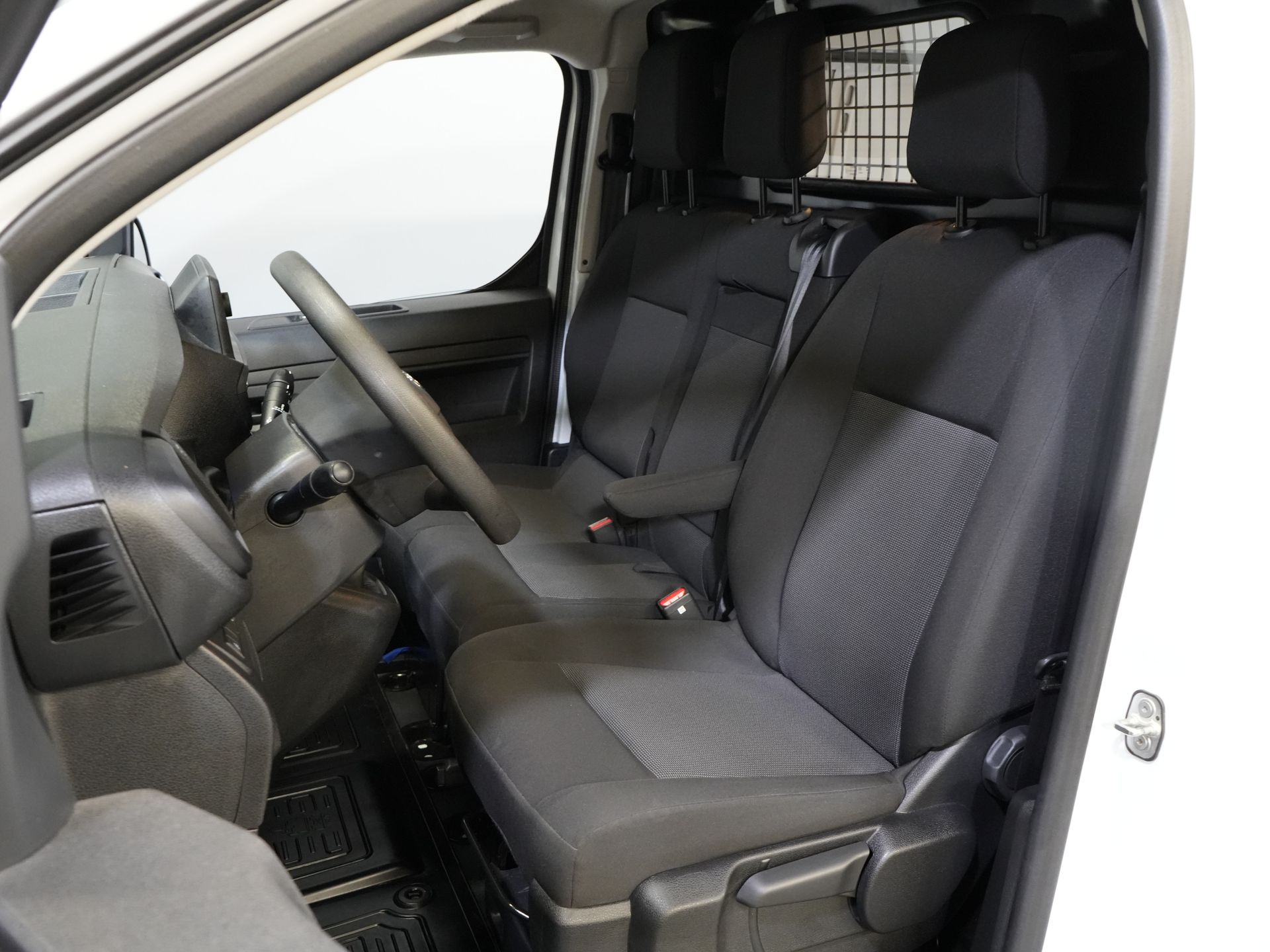 Toyota ProAce Worker Bestelbus 2.0 145 pk L3 2.5t Trekverm./ Cruise/ PDC/ DAB/ Airco 11