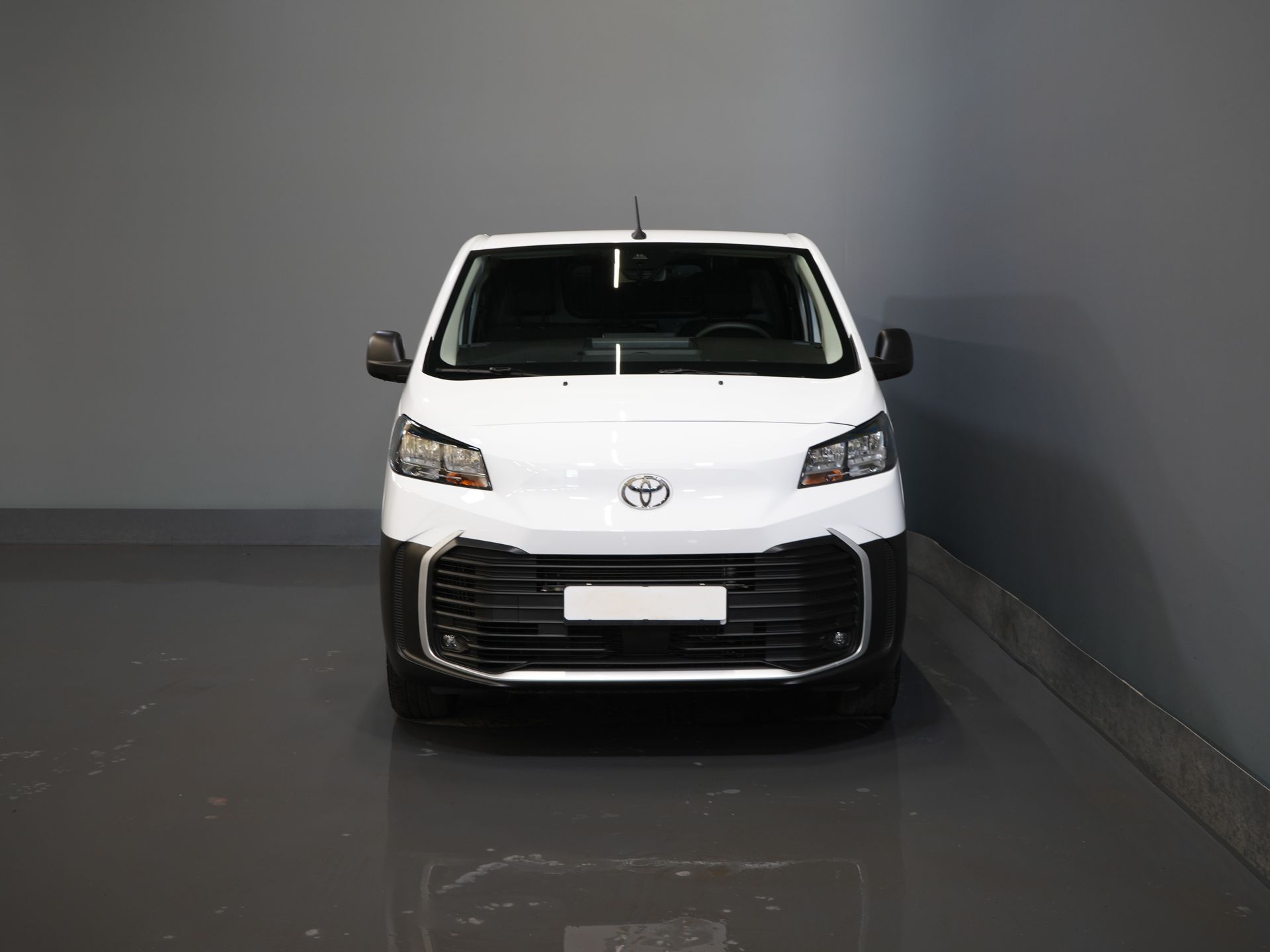 Toyota ProAce Worker Bestelbus 2.0 145 pk L3 2.5t Trekverm./ Cruise/ PDC/ DAB/ Airco 6