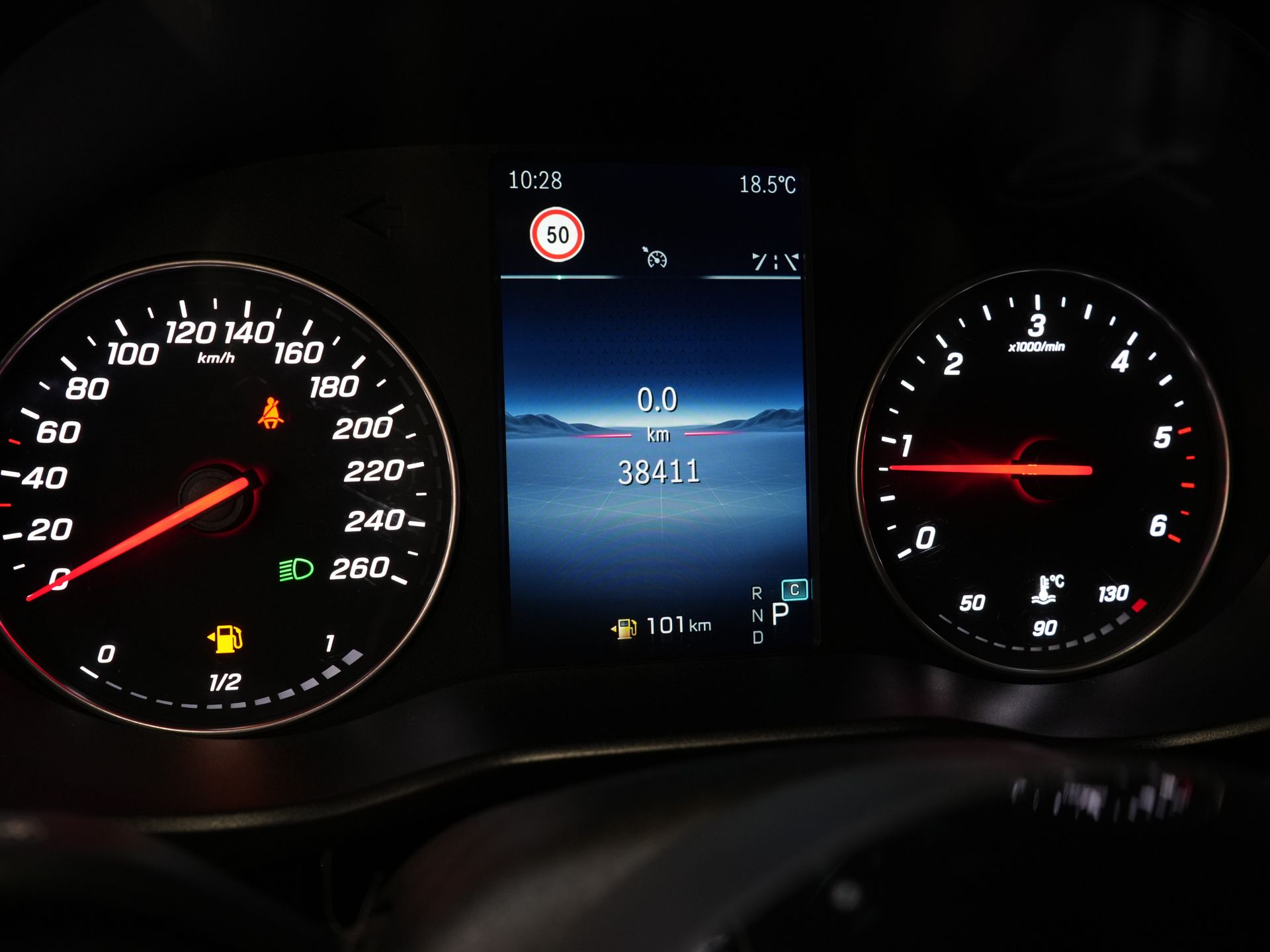 Mercedes-Benz Vito Bestelbus 116 CDI Aut. L3 2.5t Trekverm./ Stoelverw./ 270Gr.Deuren/ Camera/ Navi/ Cruise/ PDC/ Trekhaak 20