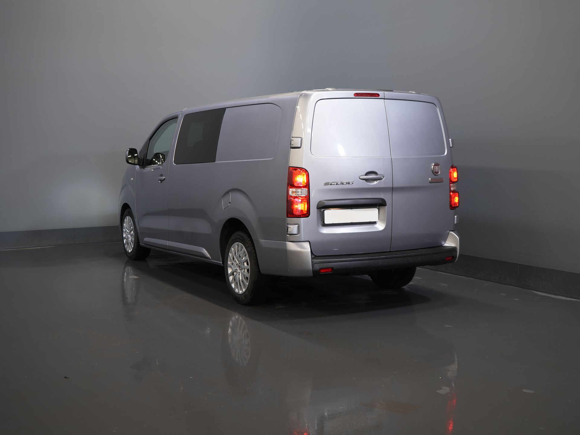 Peugeot Expert Bestelbus (Fiat Scudo) 2.0 MJ 145 pk DC Dubbel Cabine 6 Pers./ Camera/ Cruise/ PDC/ DAB/ Airco 1