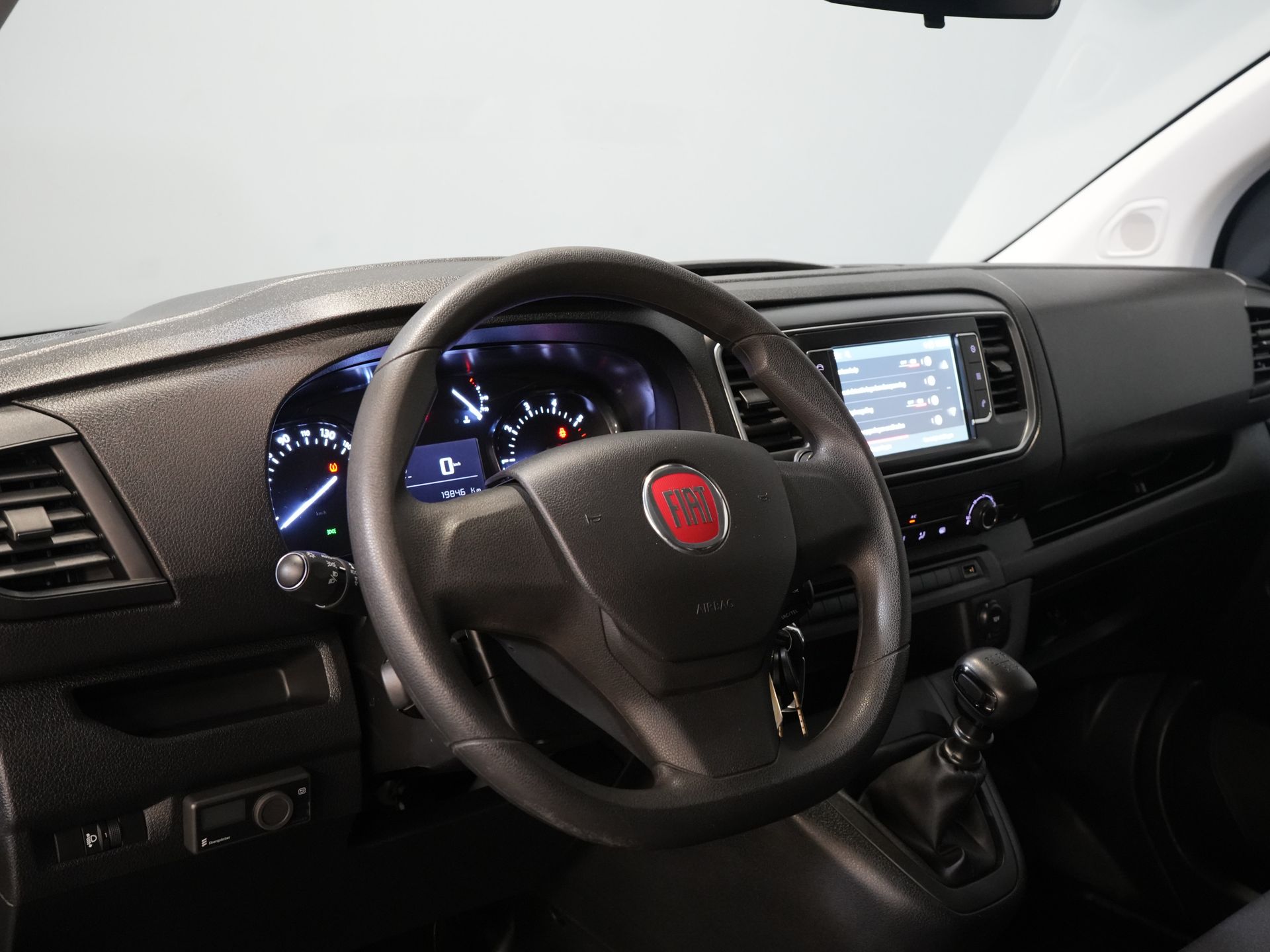 Peugeot Expert Bestelbus (Fiat Scudo) 2.0 MJ 145 pk DC Dubbel Cabine 6 Pers./ Camera/ Cruise/ PDC/ DAB/ Airco 13