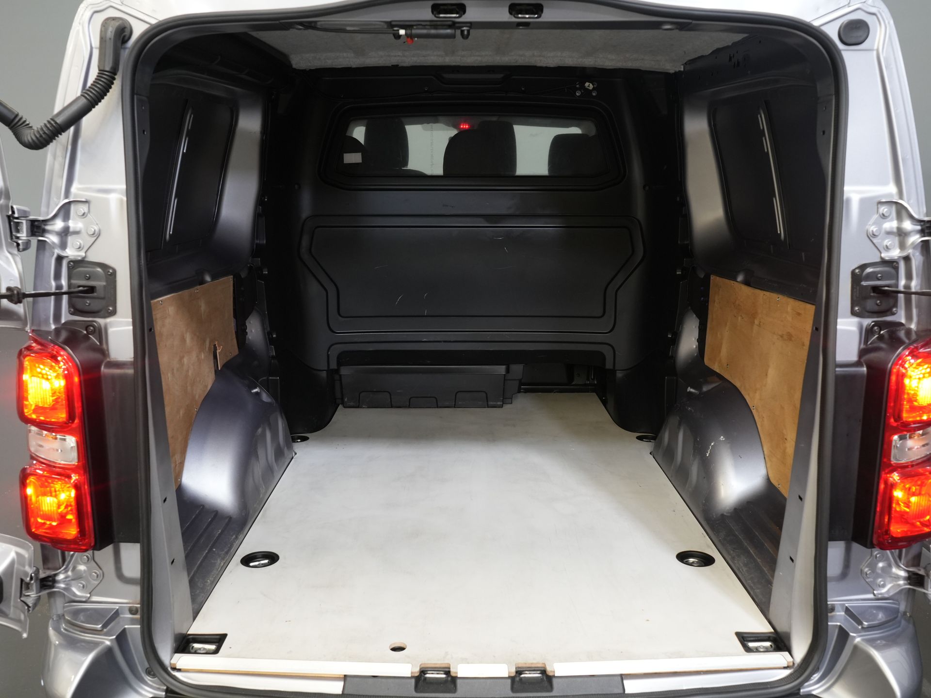 Peugeot Expert Bestelbus (Fiat Scudo) 2.0 MJ 145 pk DC Dubbel Cabine 6 Pers./ Camera/ Cruise/ PDC/ DAB/ Airco 14