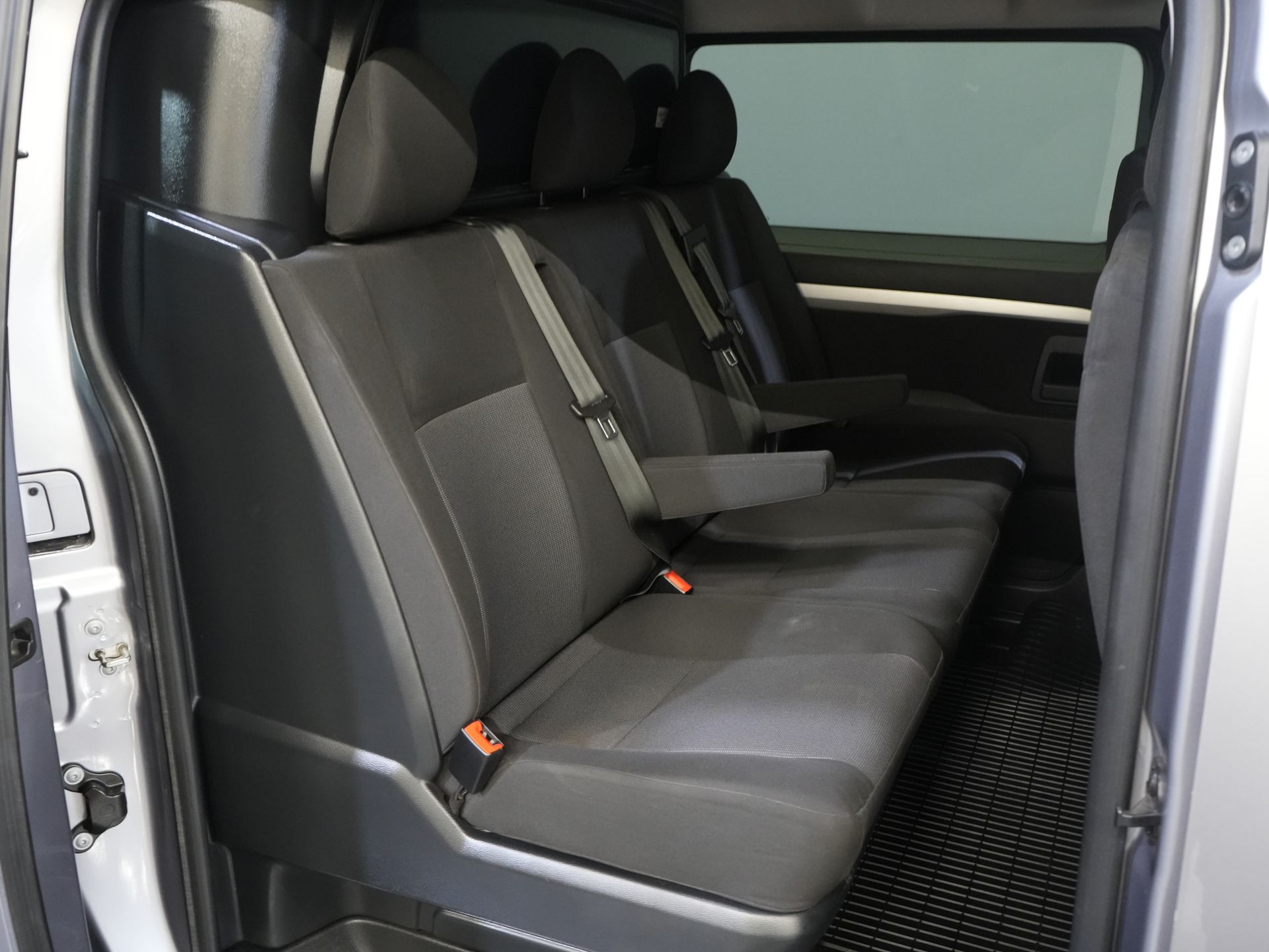 Peugeot Expert Bestelbus (Fiat Scudo) 2.0 MJ 145 pk DC Dubbel Cabine 6 Pers./ Camera/ Cruise/ PDC/ DAB/ Airco 25