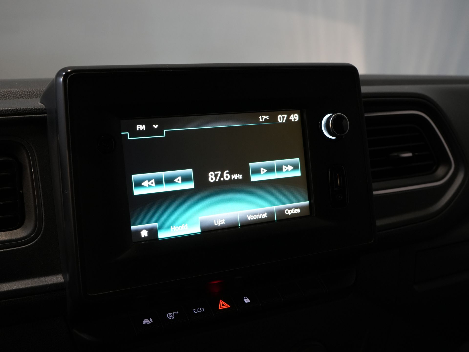 Opel Movano Bestelbus 2.3 Turbo 150 pk L2H2 Carplay/ 270Gr.Deuren/ Airco/ Camera/ PDC/ Trekhaak 22