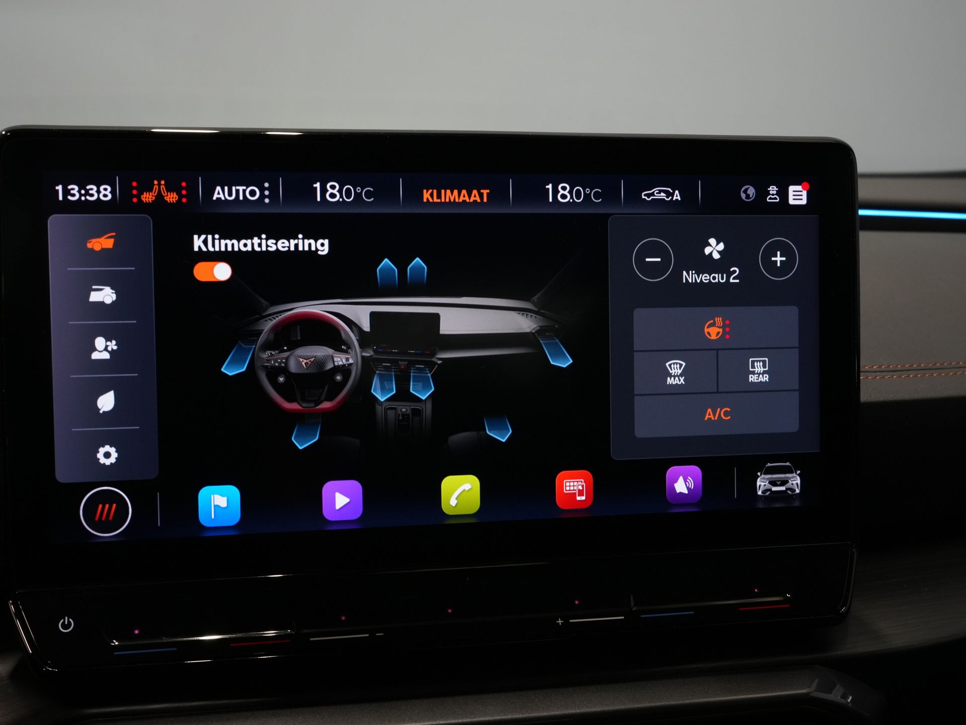CUPRA Formentor SUV 1.4 e-Hybrid VZ Performance 245 pk Elek.Klep/ Memory/ Carplay/ Navi/ Stoelverw./ Stuurverw./ Adapt.Cruise/ Camera/ Climate/ 19'' 29