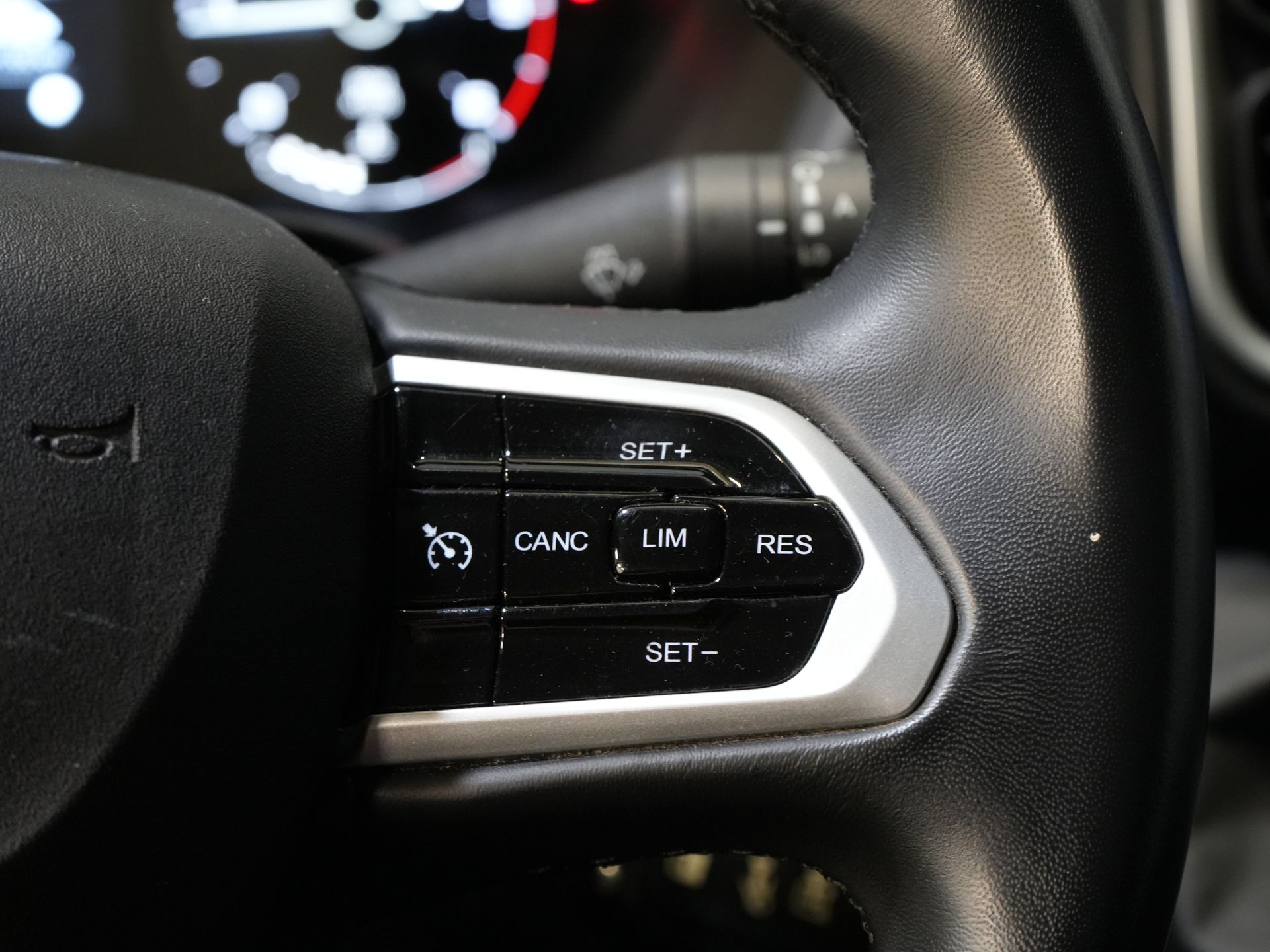 Peugeot Boxer Bestelbus 2.2 HDi L2H2 LED/ Carplay/ Climate/ Navi/ Camera/ Cruise/ PDC 17