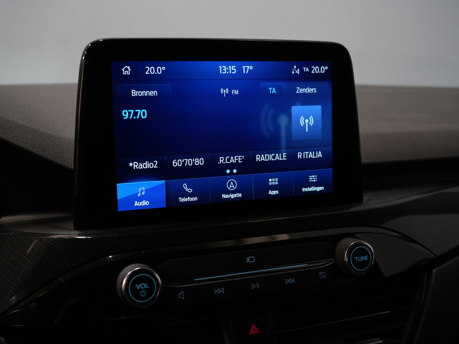 Ford Kuga SUV 2.5 PHEV 225 pk ST-Line LED/ Head-Up/ Adapt.cruise/ Keyless/ Elek.klep/ Stoelverw/ Stuurverw./ Carplay/ Navi/ Climate/ PDC 25