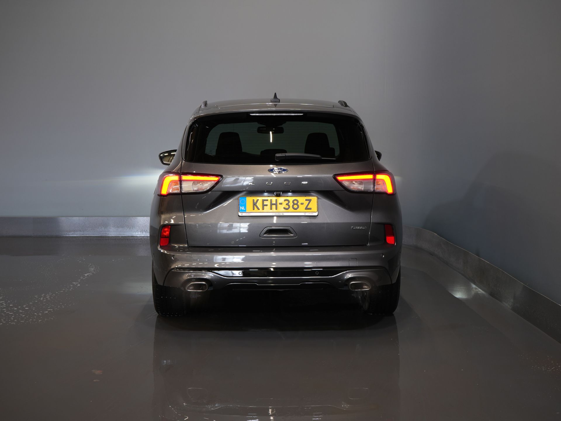 Ford Kuga SUV 2.5 PHEV 225 pk ST-Line LED/ Head-Up/ Adapt.cruise/ Keyless/ Elek.klep/ Stoelverw/ Stuurverw./ Carplay/ Navi/ Climate/ PDC 5