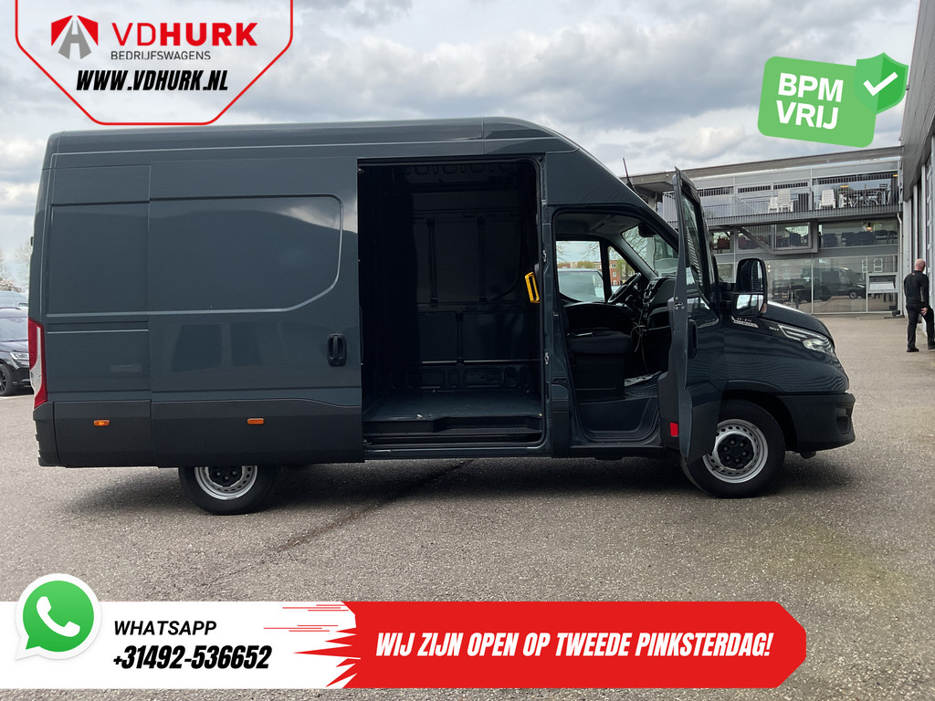 Iveco Daily Bestelbus 35S21HV 3.0 180 pk Aut. L2H3 LED/ Adapt.Cruise/ Carplay/ Gev.Stoel./ Climate/ Navi/ Camera/ Trekhaak 4