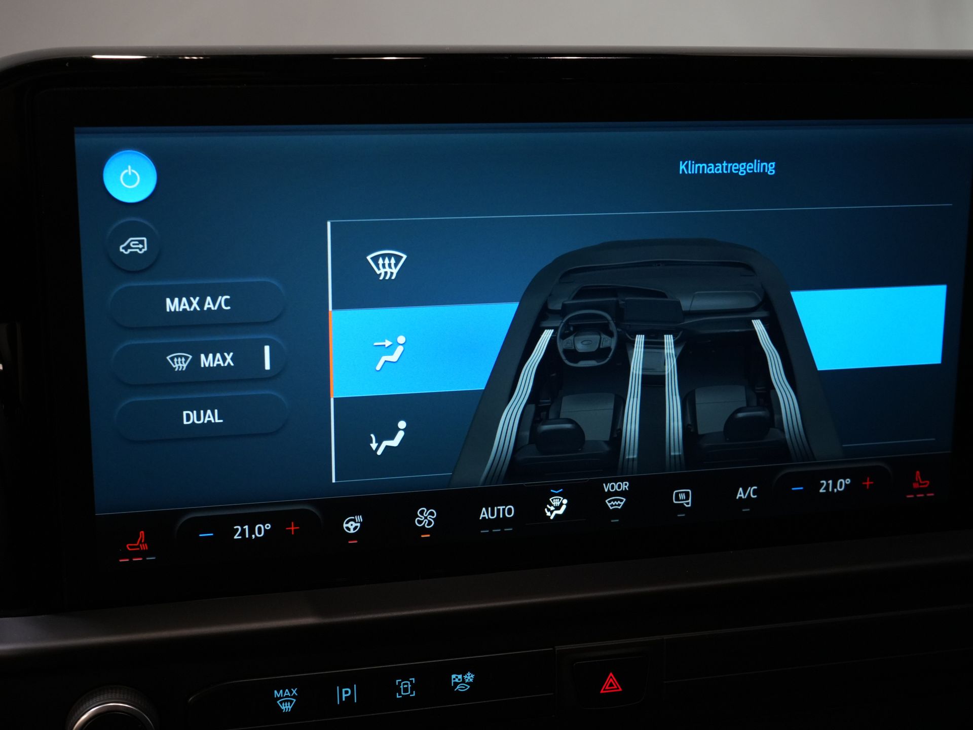 Ford Transit Custom Bestelbus 2.0 TDCI 150 pk L2 Limited Adapt.Cruise/ LED/ Stoelverw./ Stuurverw./ Carplay/ PDC/ Camera 22