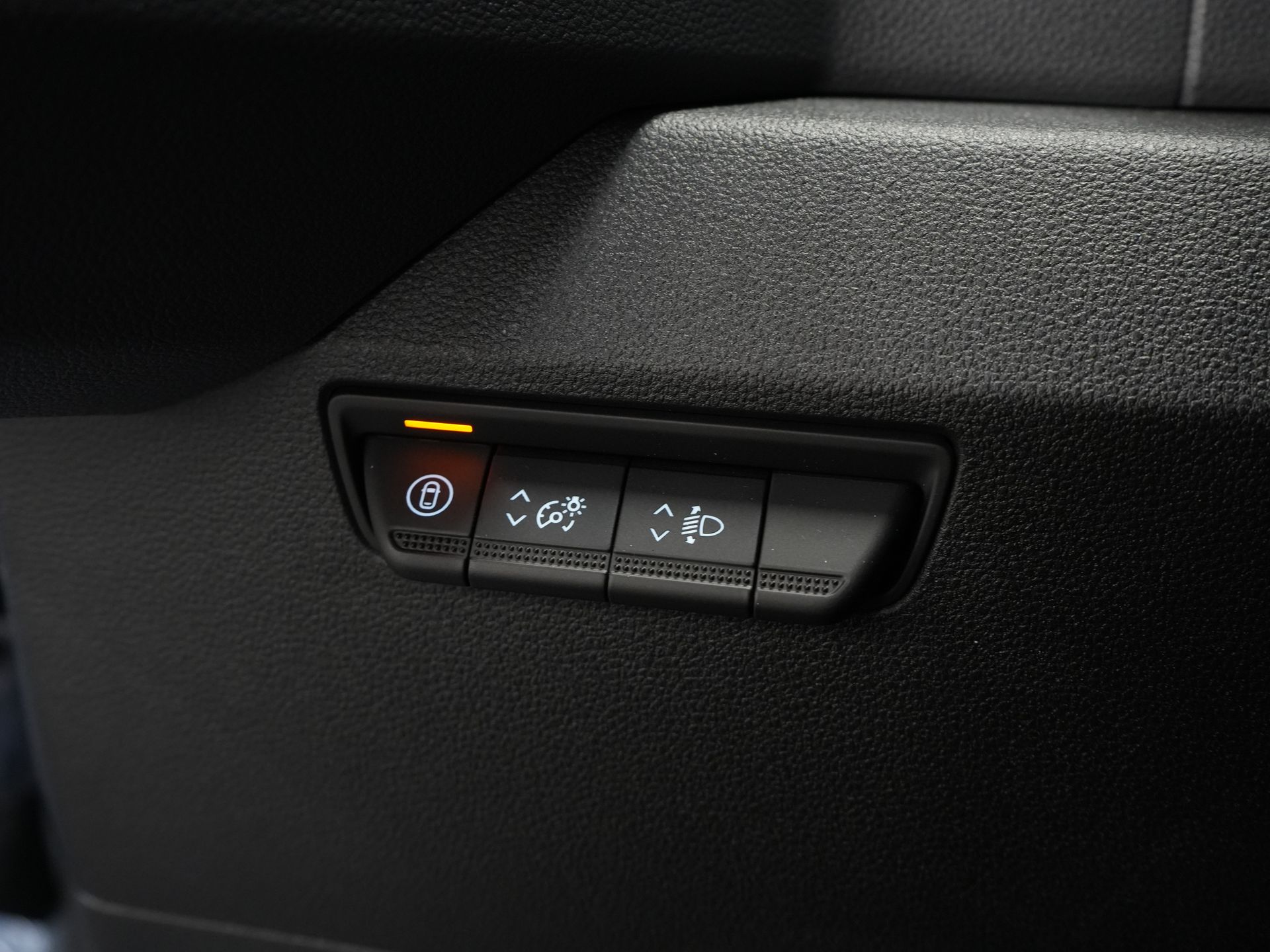 Renault Master Bestelbus 2.0 dCi 130 pk L2H2 LED/ Carplay/ Trekhaak/ Camera/ Cruise/ PDC/ Airco 18