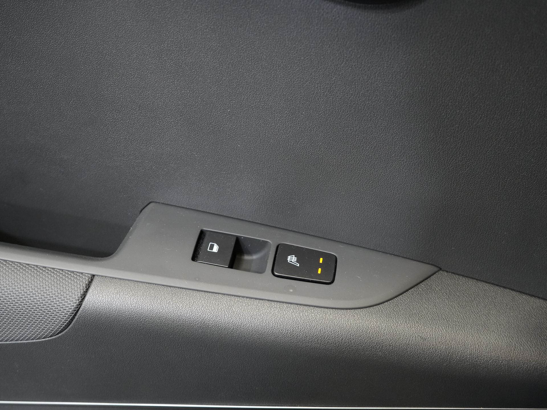 Kia Niro SUV 1.6 GDi PHEV Executive Line Harman Kardon/ Stoelvent./ 18