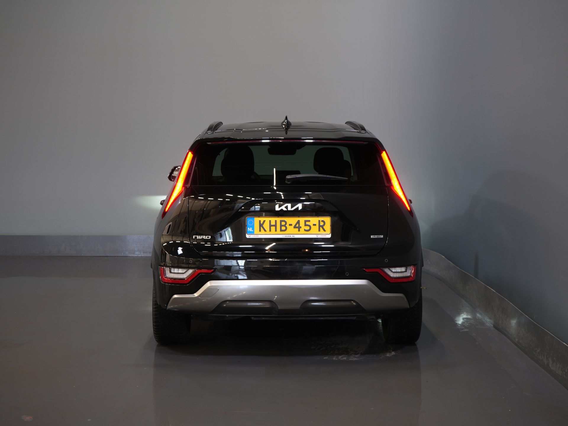 Kia Niro SUV 1.6 GDi PHEV Executive Line Harman Kardon/ Stoelvent./ 18