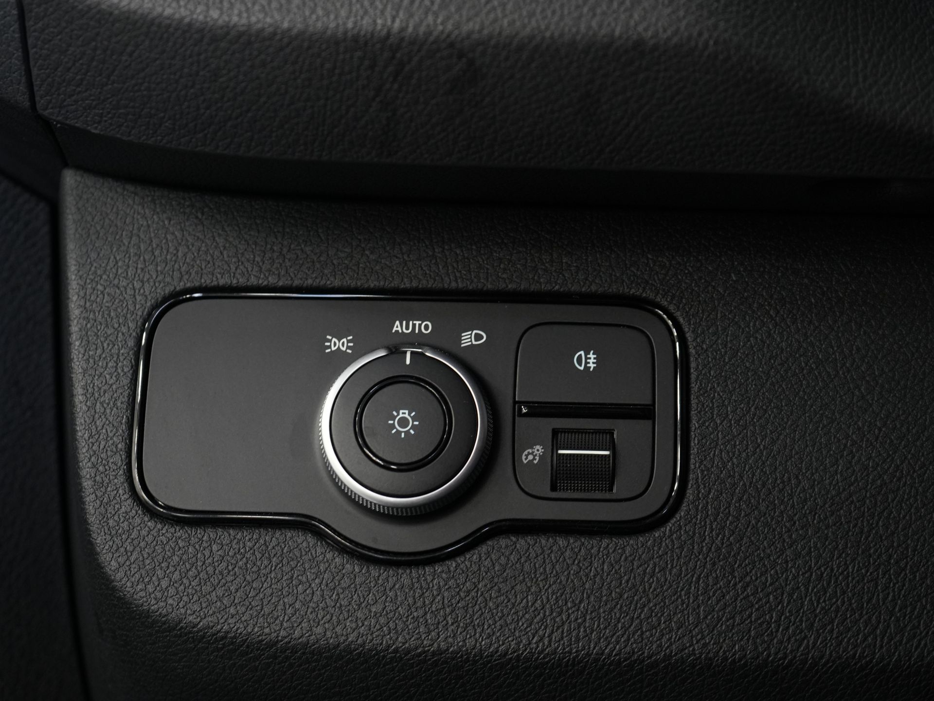 Mercedes-Benz Sprinter Bestelbus 317 CDI Aut. L2H2 3.5t Trekverm./ LED/ 270Gr.Deuren/ Navi/ Camera/ Cruise/ PDC 16