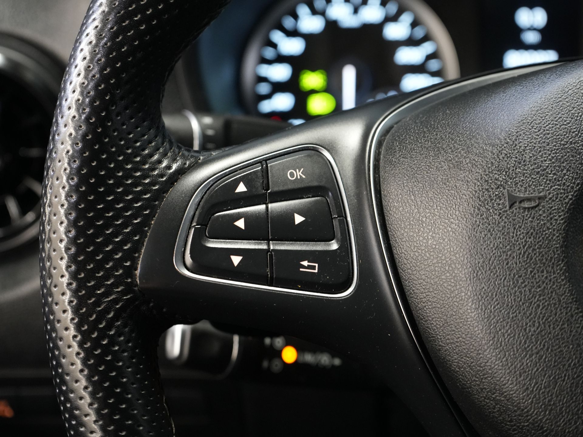 Mercedes-Benz Vito Bestelbus 119 CDI Aut. XL L3 LED/ Standkachel/ Stoelverw./ Carplay/ Camera/ Trekhaak/ PDC/ Cruise 22