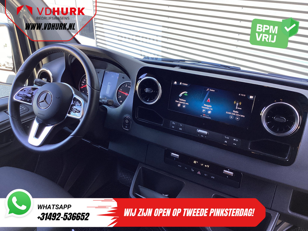 Mercedes-Benz Sprinter Bestelbus 315 CDI Aut. L2H2 3.5t Trekverm./ LED/ Gev.Stoel/ 10,25” MBUX/ Climate/ Stoelverw./ Carplay/ Navi/ Cruise/ Camera/ PDC/ Trekhaak 2