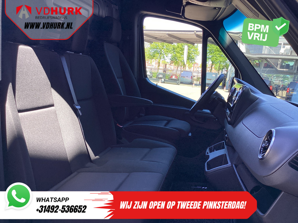 Mercedes-Benz Sprinter Bestelbus 315 CDI Aut. L2H2 3.5t Trekverm./ LED/ Gev.Stoel/ 10,25” MBUX/ Climate/ Stoelverw./ Carplay/ Navi/ Cruise/ Camera/ PDC/ Trekhaak 9