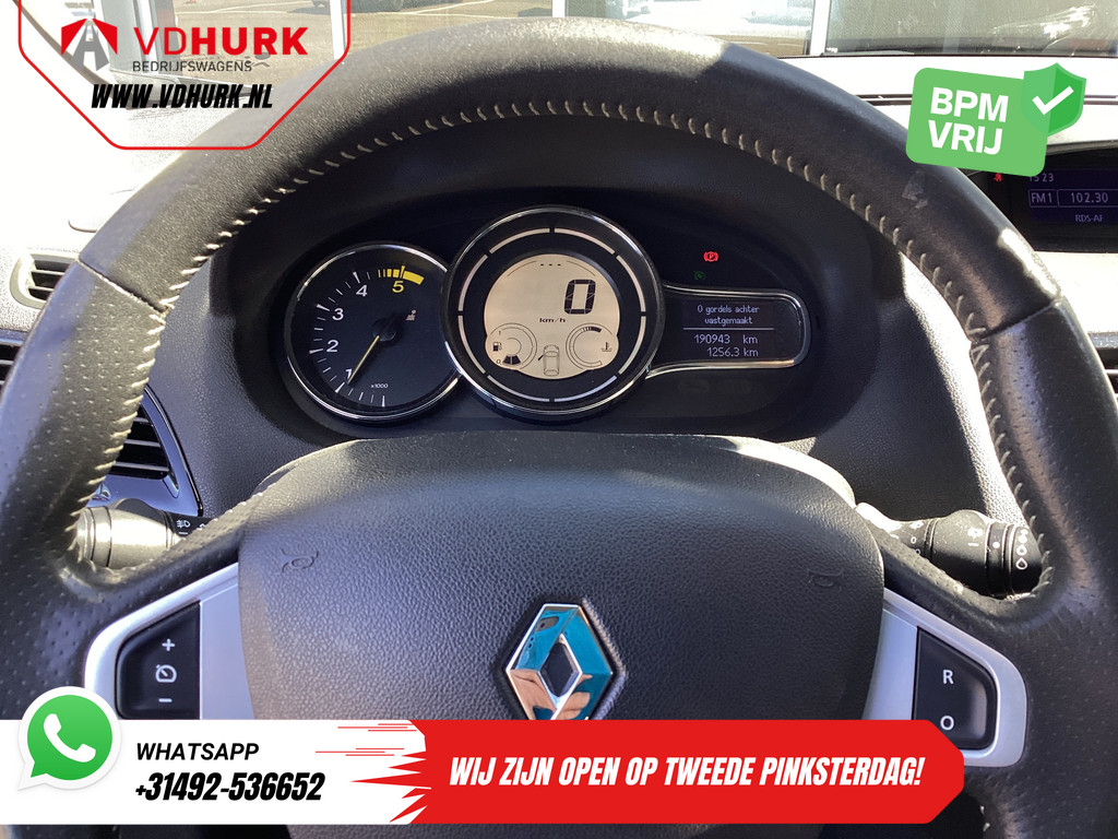 Renault Mégane Stationwagon Estate 1.5 dCi Bose/ Climate/ LMV/ Cruise/ PDC 13