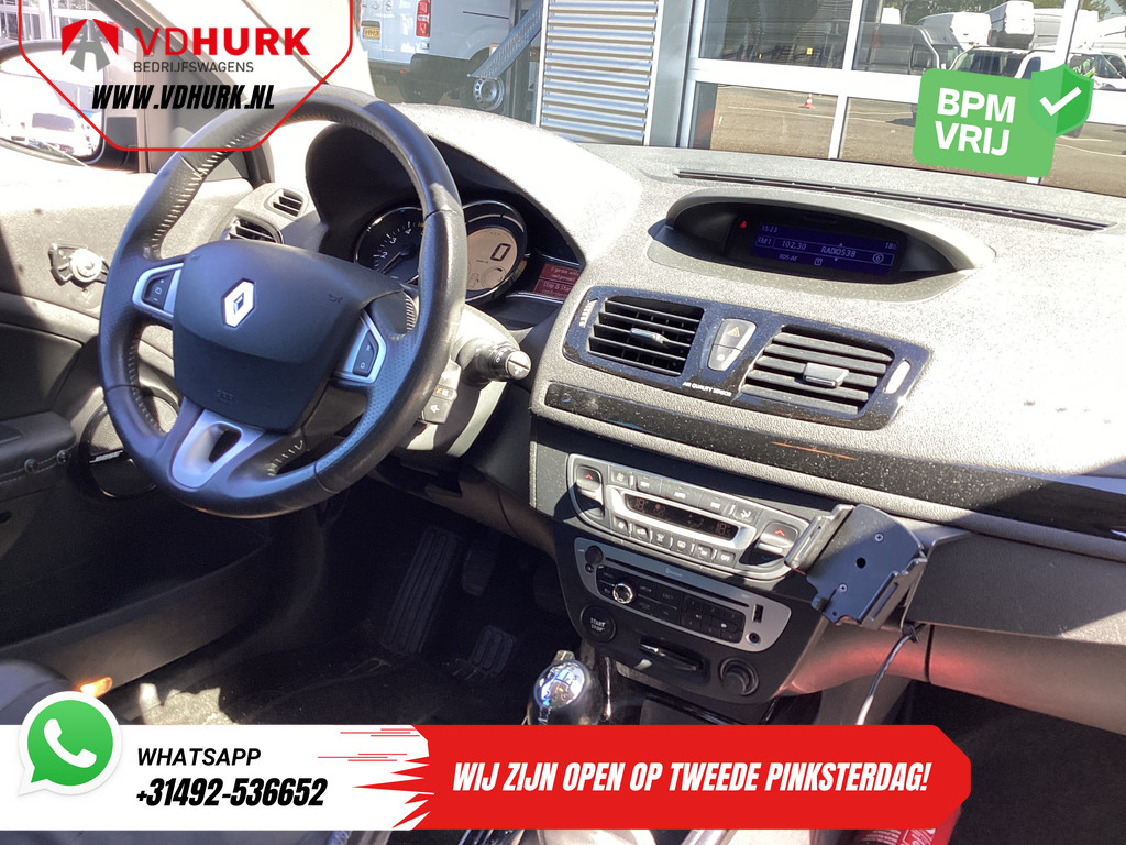 Renault Mégane Stationwagon Estate 1.5 dCi Bose/ Climate/ LMV/ Cruise/ PDC 2