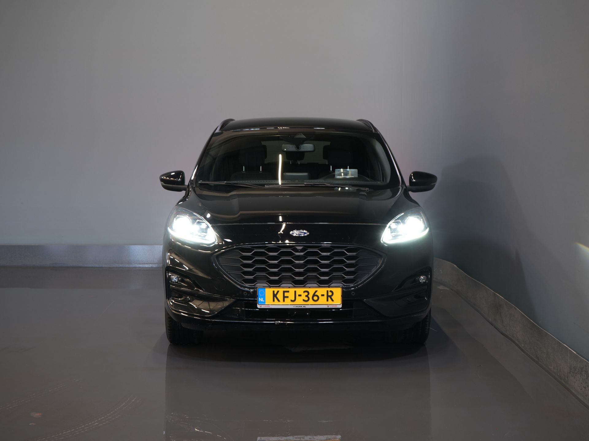 Ford Kuga SUV 2.5 PHEV 225 pk ST-Line LED/ Head-Up/ Adapt.cruise/ Keyless/ Elek.klep/ Stoelverw/ Stuurverw./ Carplay/ Navi/ Climate/ PDC 6