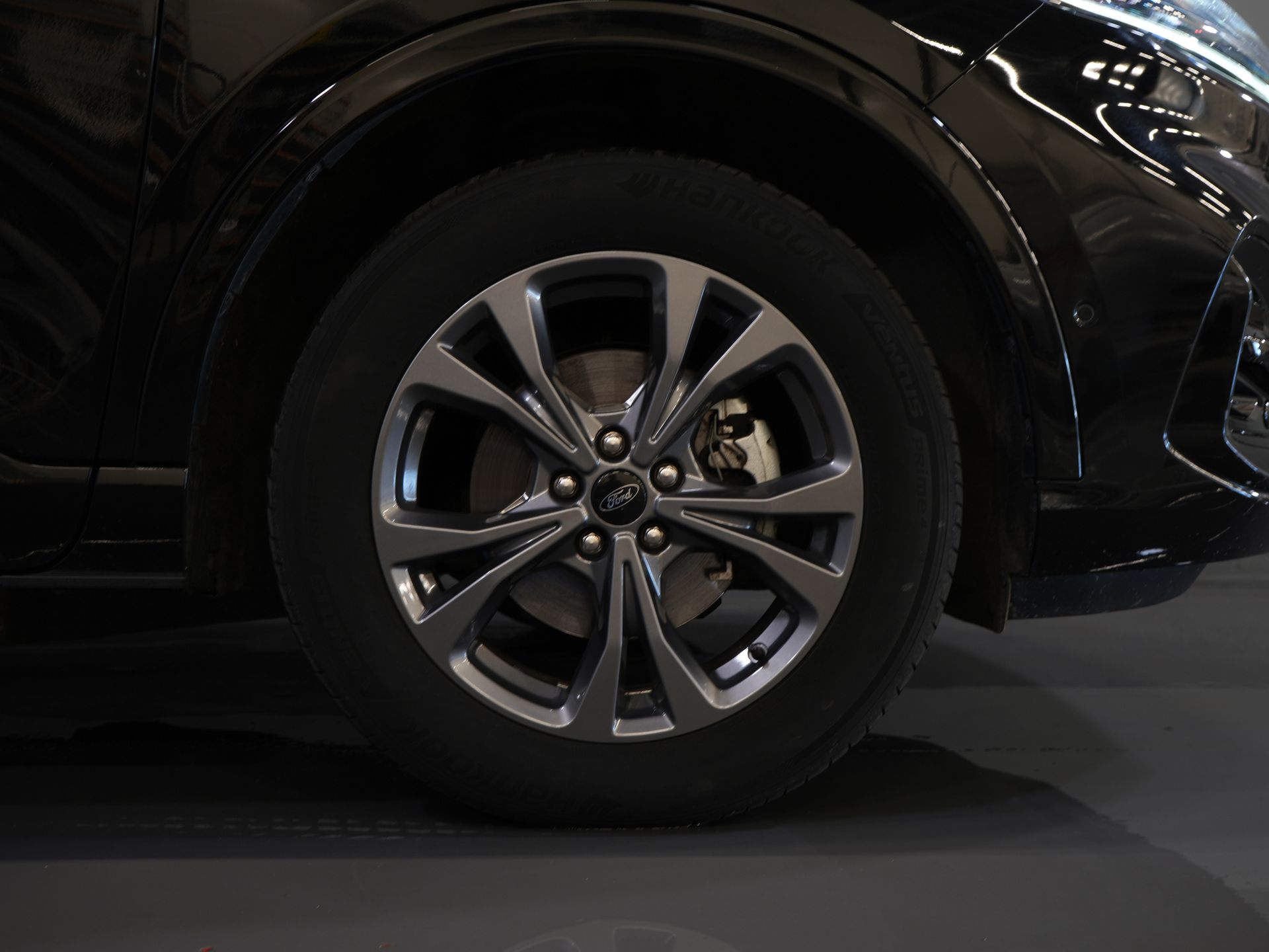 Ford Kuga SUV 2.5 PHEV 225 pk ST-Line LED/ Head-Up/ Adapt.cruise/ Keyless/ Elek.klep/ Stoelverw/ Stuurverw./ Carplay/ Navi/ Climate/ PDC 8