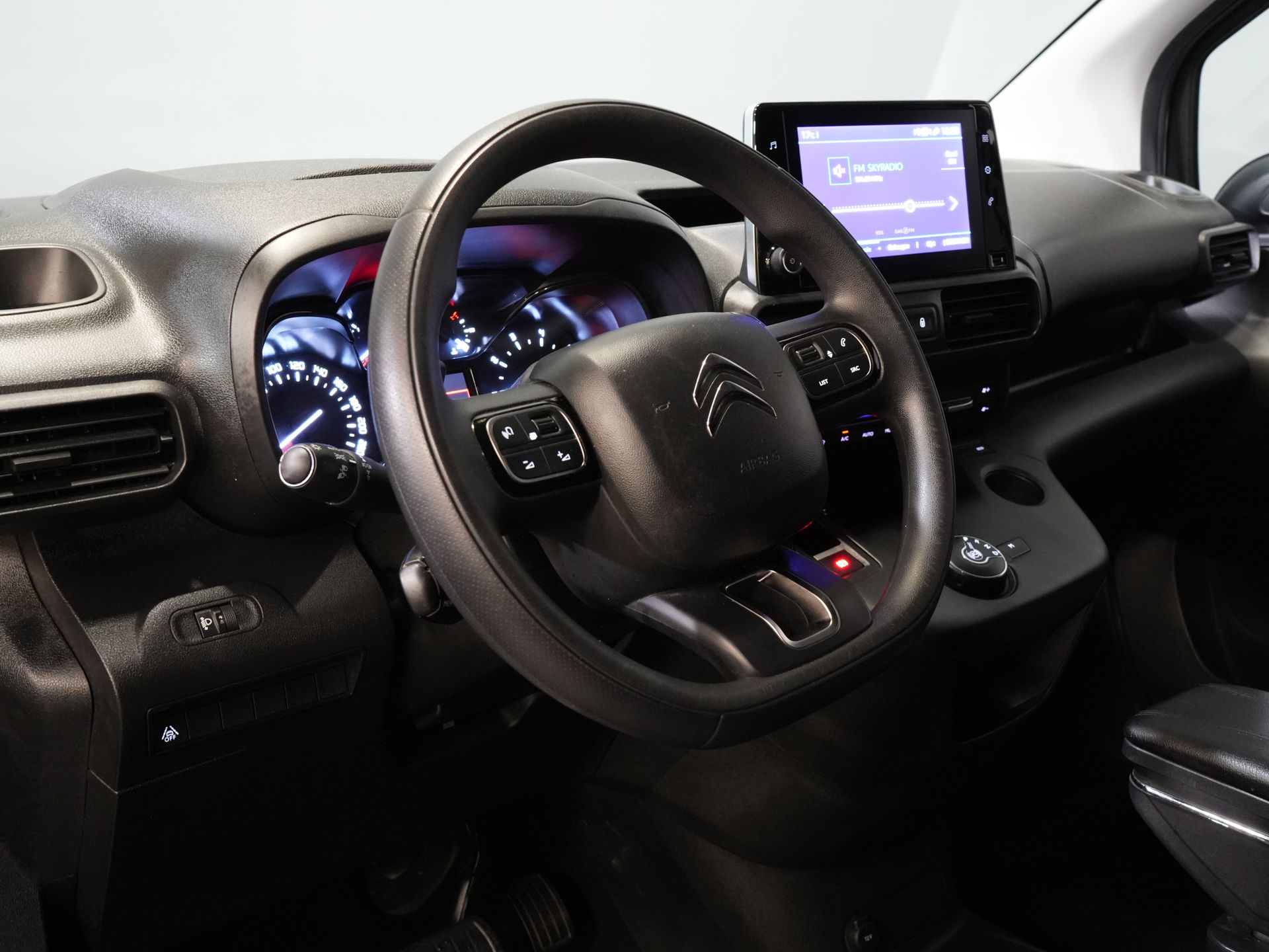 Citroën Berlingo Bestelbus 1.5 HDI 130 pk Aut. LED/ Carplay/ Keyless/ Navi/ Climate/ Camera/ PDC/ LMV/ Cruise 13