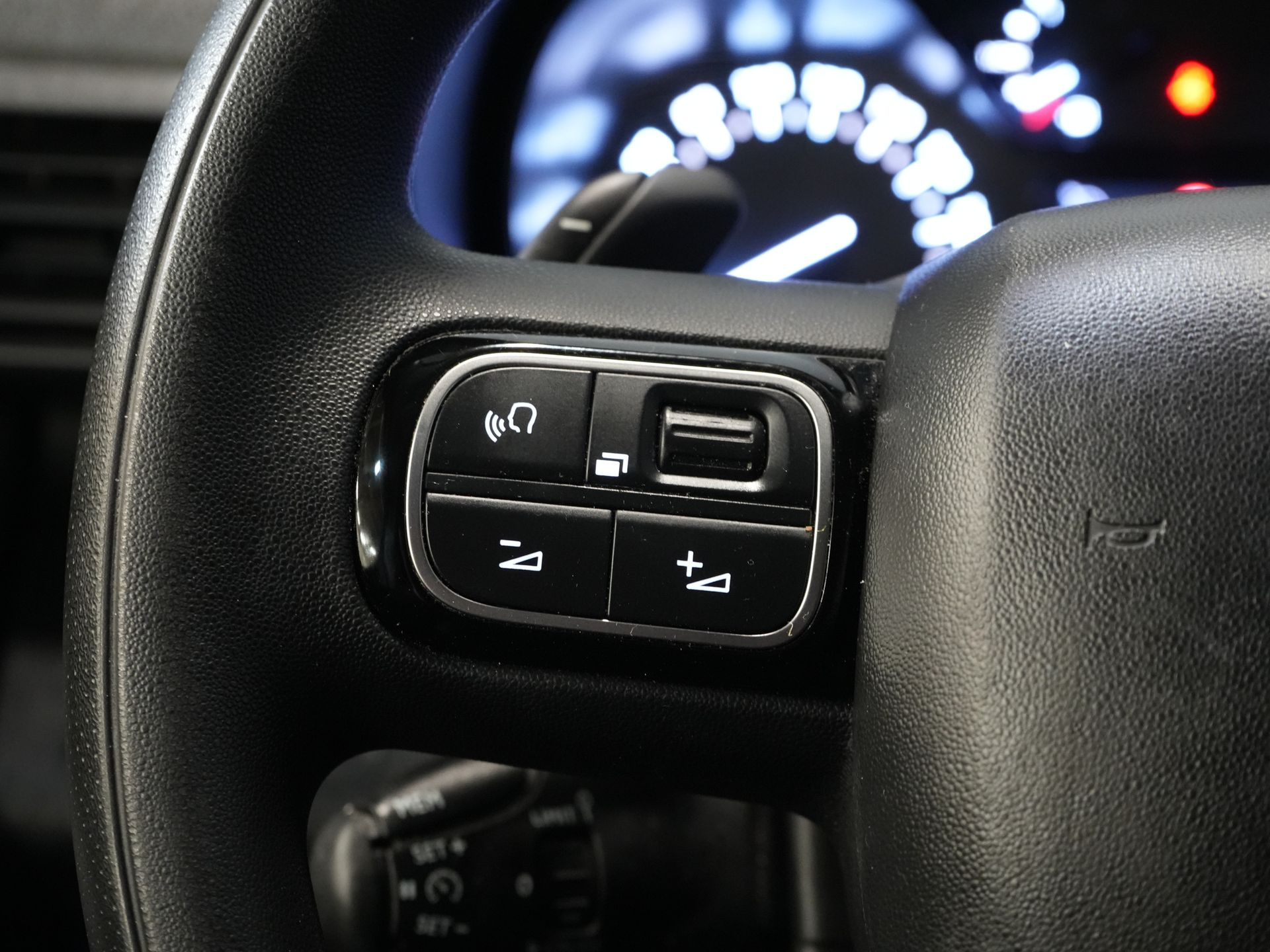 Citroën Berlingo Bestelbus 1.5 HDI 130 pk Aut. LED/ Carplay/ Keyless/ Navi/ Climate/ Camera/ PDC/ LMV/ Cruise 18