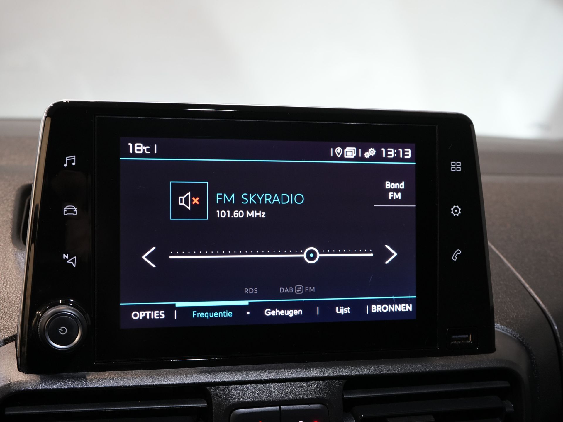 Citroën Berlingo Bestelbus 1.5 HDI 130 pk Aut. LED/ Carplay/ Keyless/ Navi/ Climate/ Camera/ PDC/ LMV/ Cruise 22
