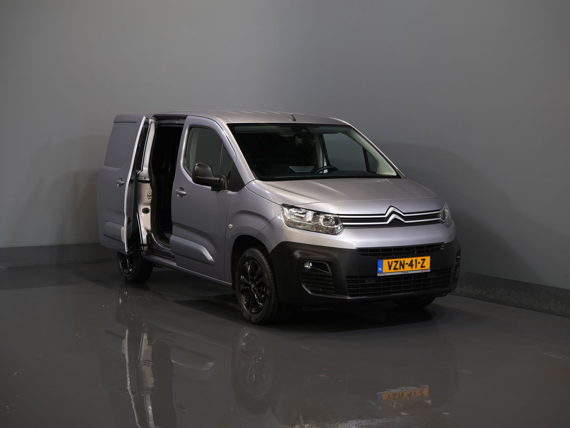 Citroën Berlingo Bestelbus 1.5 HDI 130 pk Aut. LED/ Carplay/ Keyless/ Navi/ Climate/ Camera/ PDC/ LMV/ Cruise 8
