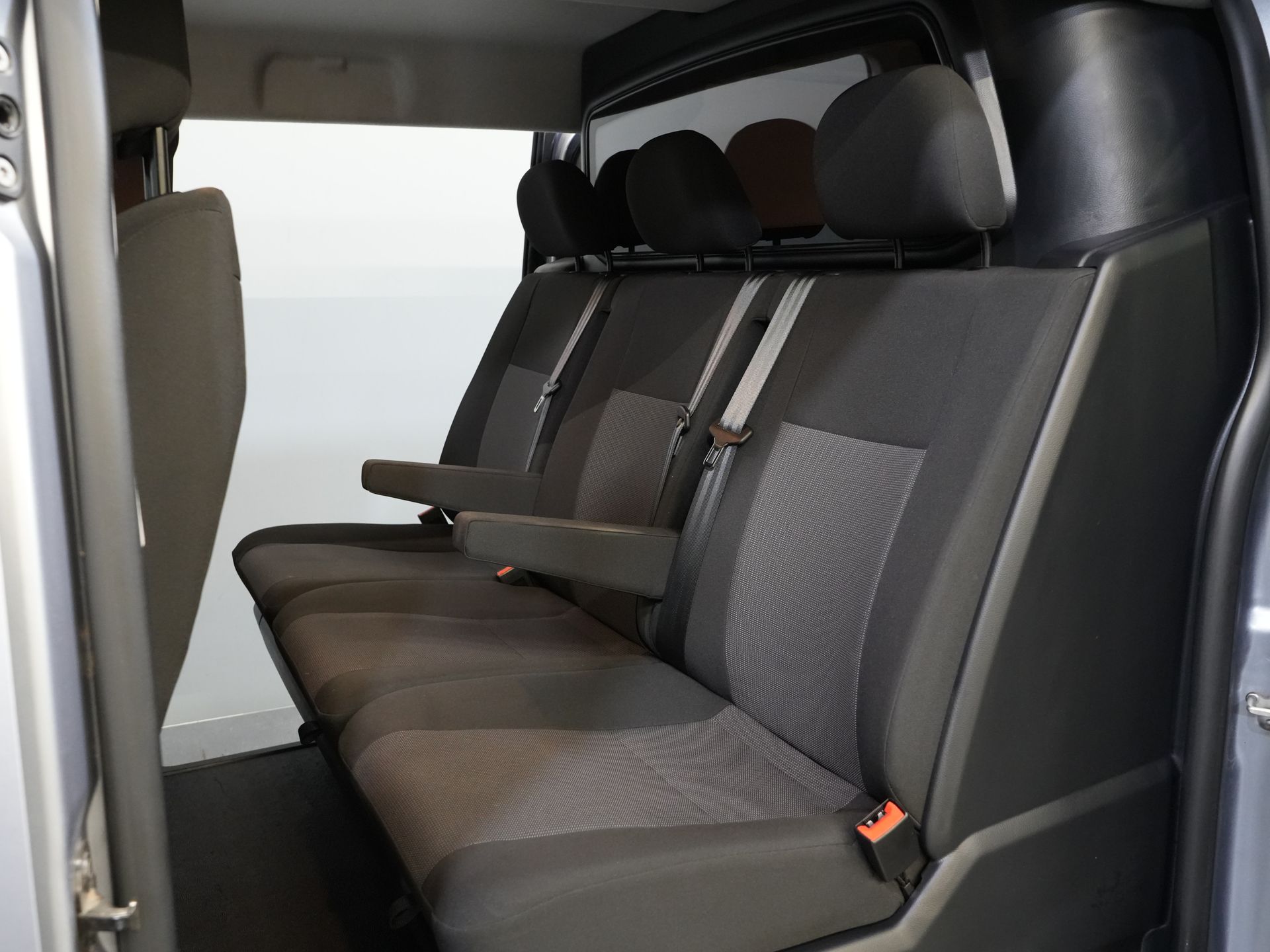 Citroën Jumpy Bestelbus 2.0 HDI 180 pk Aut. DC Dubbel Cabine Xenon/ Adapt.Cruise/ Standkachel/ 2x Schuifdeur/ Carplay/ Keyless/ Climate/ Camera/ Navi/ 1 17