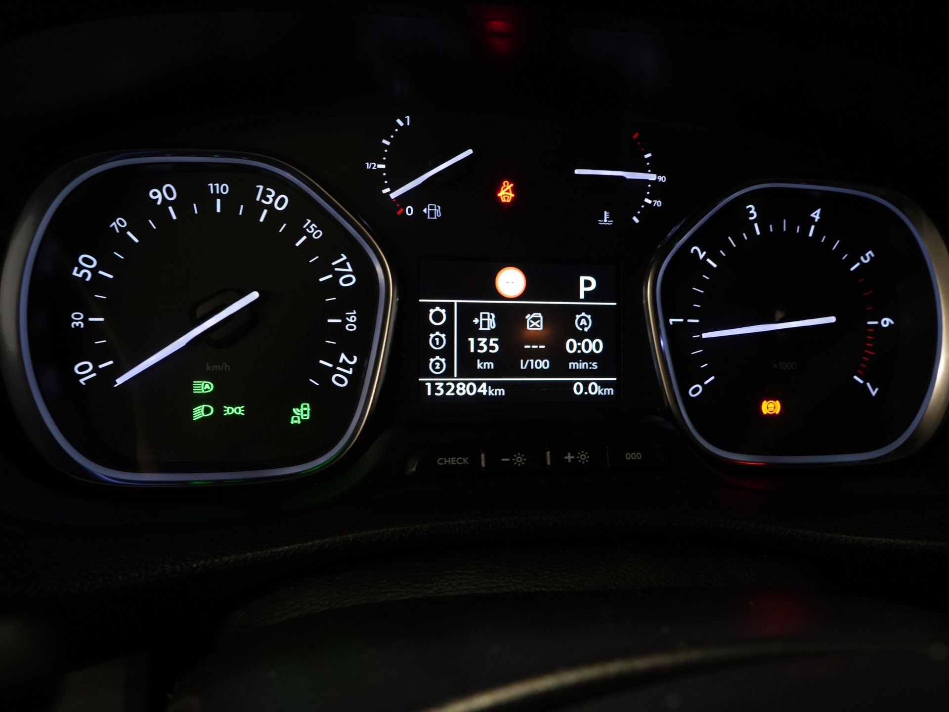 Citroën Jumpy Bestelbus 2.0 HDI 180 pk Aut. DC Dubbel Cabine Xenon/ Adapt.Cruise/ Standkachel/ 2x Schuifdeur/ Carplay/ Keyless/ Climate/ Camera/ Navi/ 1 22
