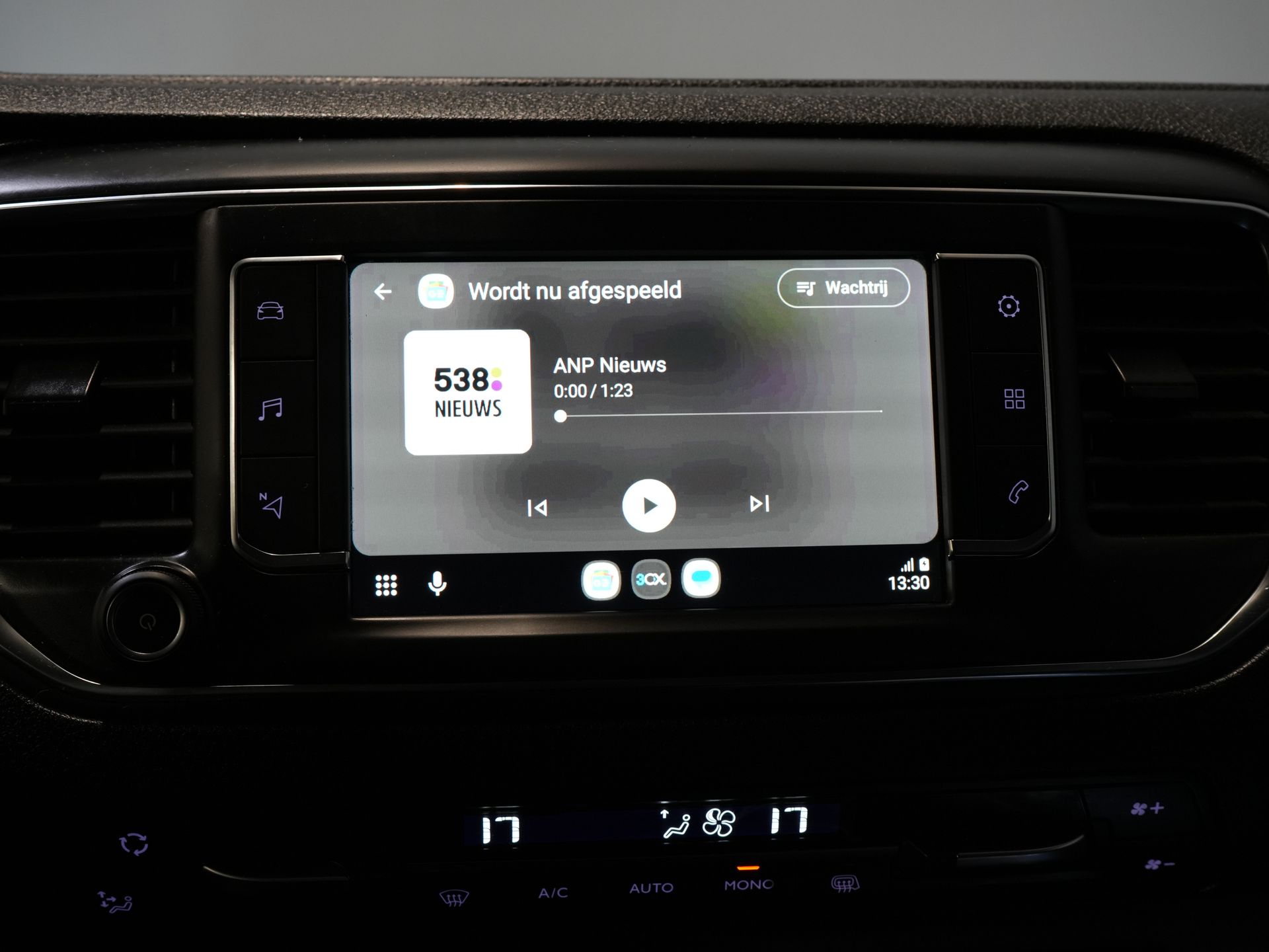 Citroën Jumpy Bestelbus 2.0 HDI 180 pk Aut. DC Dubbel Cabine Xenon/ Adapt.Cruise/ Standkachel/ 2x Schuifdeur/ Carplay/ Keyless/ Climate/ Camera/ Navi/ 1 28