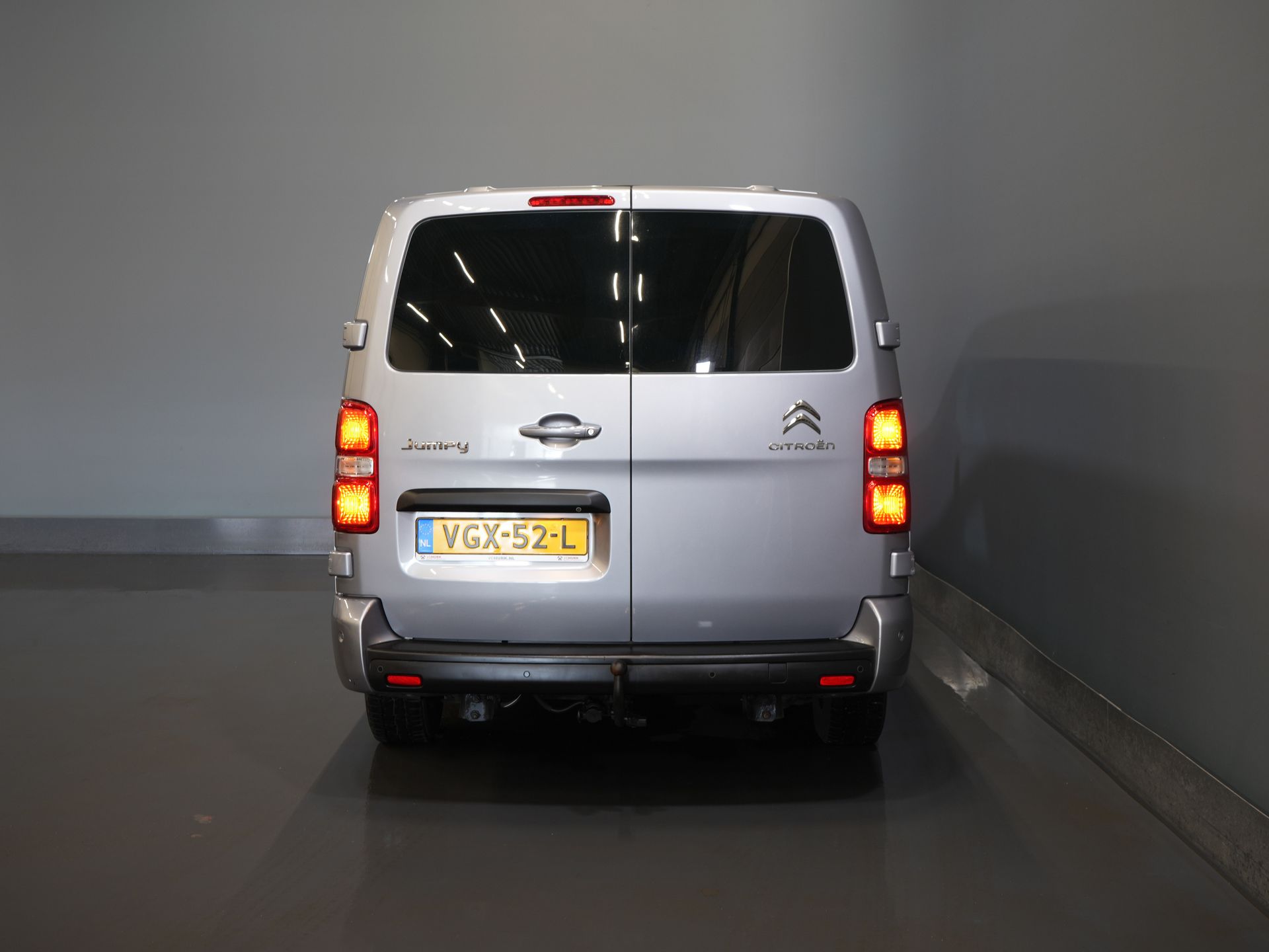 Citroën Jumpy Bestelbus 2.0 HDI 180 pk Aut. DC Dubbel Cabine Xenon/ Adapt.Cruise/ Standkachel/ 2x Schuifdeur/ Carplay/ Keyless/ Climate/ Camera/ Navi/ 1 5