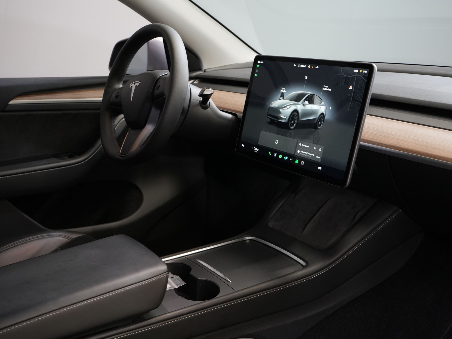 Tesla Model Y SUV 455 Km WLTP (DEMO) Pano/ Memory/ Elek.klep/ Stoelverw./ Navi/ 360 Camera/ Climate/ 20” LMV 2