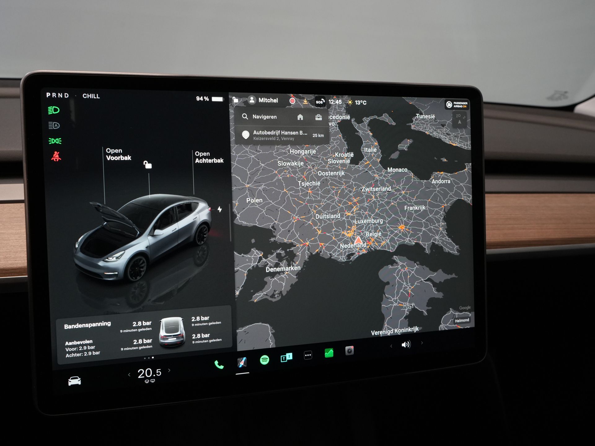 Tesla Model Y SUV 455 Km WLTP (DEMO) Pano/ Memory/ Elek.klep/ Stoelverw./ Navi/ 360 Camera/ Climate/ 20” LMV 22