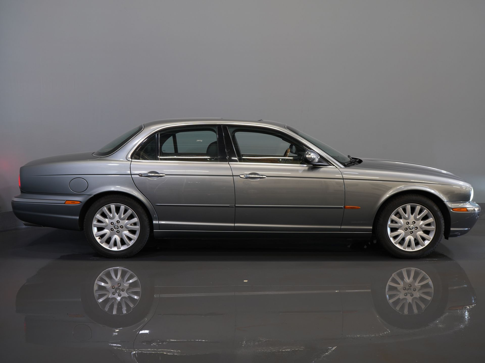 Jaguar XJ Sedan 3.0 V6 Executive Aut. Youngtimer/ Pano/ Leder/ Xenon/ Memory/ Cruise/ Stoelverw. 10