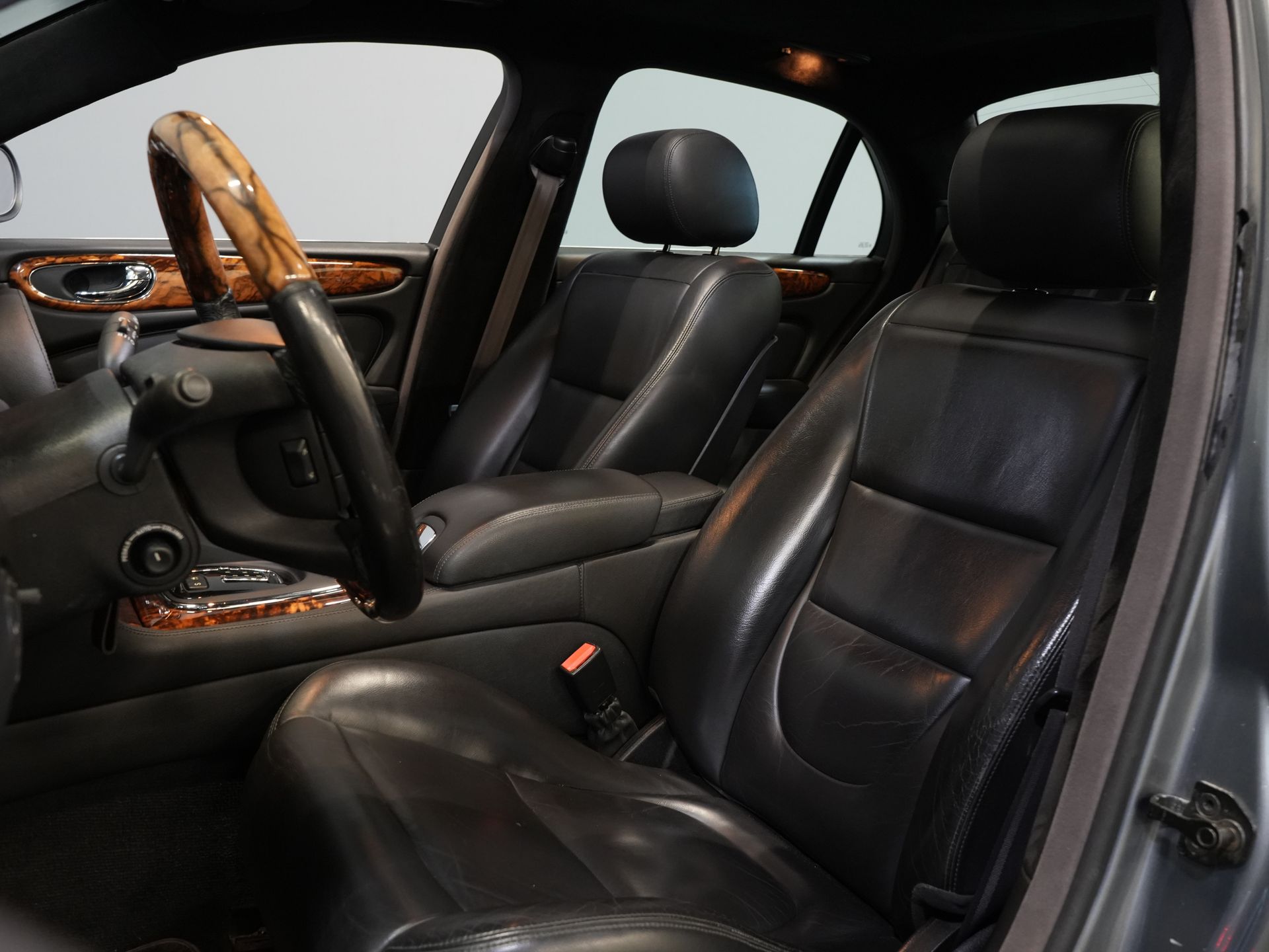 Jaguar XJ Sedan 3.0 V6 Executive Aut. Youngtimer/ Pano/ Leder/ Xenon/ Memory/ Cruise/ Stoelverw. 11