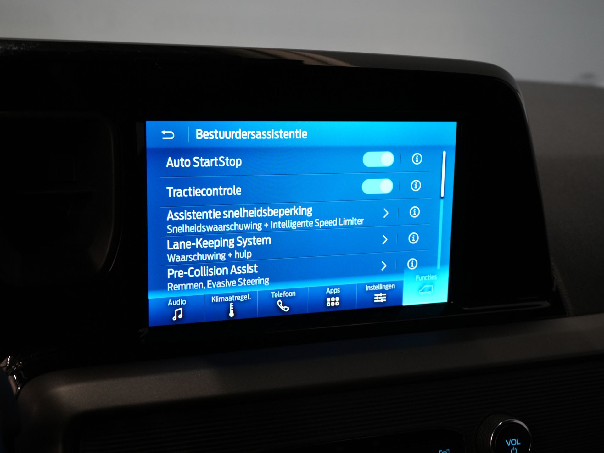Ford Transit Courier Bestelbus 1.5 TDCI 100 pk Trend Carplay/ Virtual Cockpit/ Camera/ PDC/ LMV/ Cruise/ Climate 21