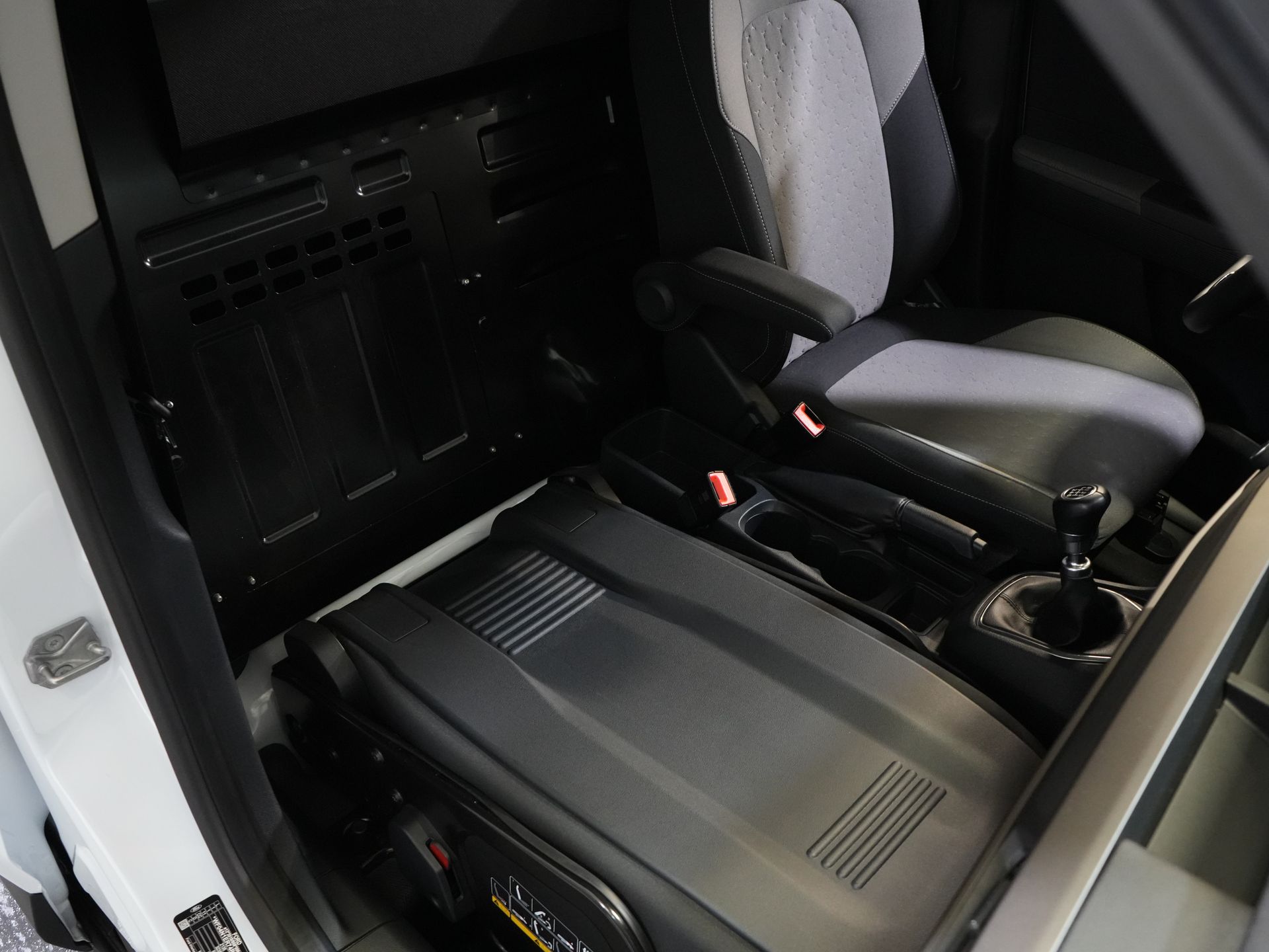 Ford Transit Courier Bestelbus 1.5 TDCI 100 pk Trend Carplay/ Virtual Cockpit/ Camera/ PDC/ LMV/ Cruise/ Climate 25
