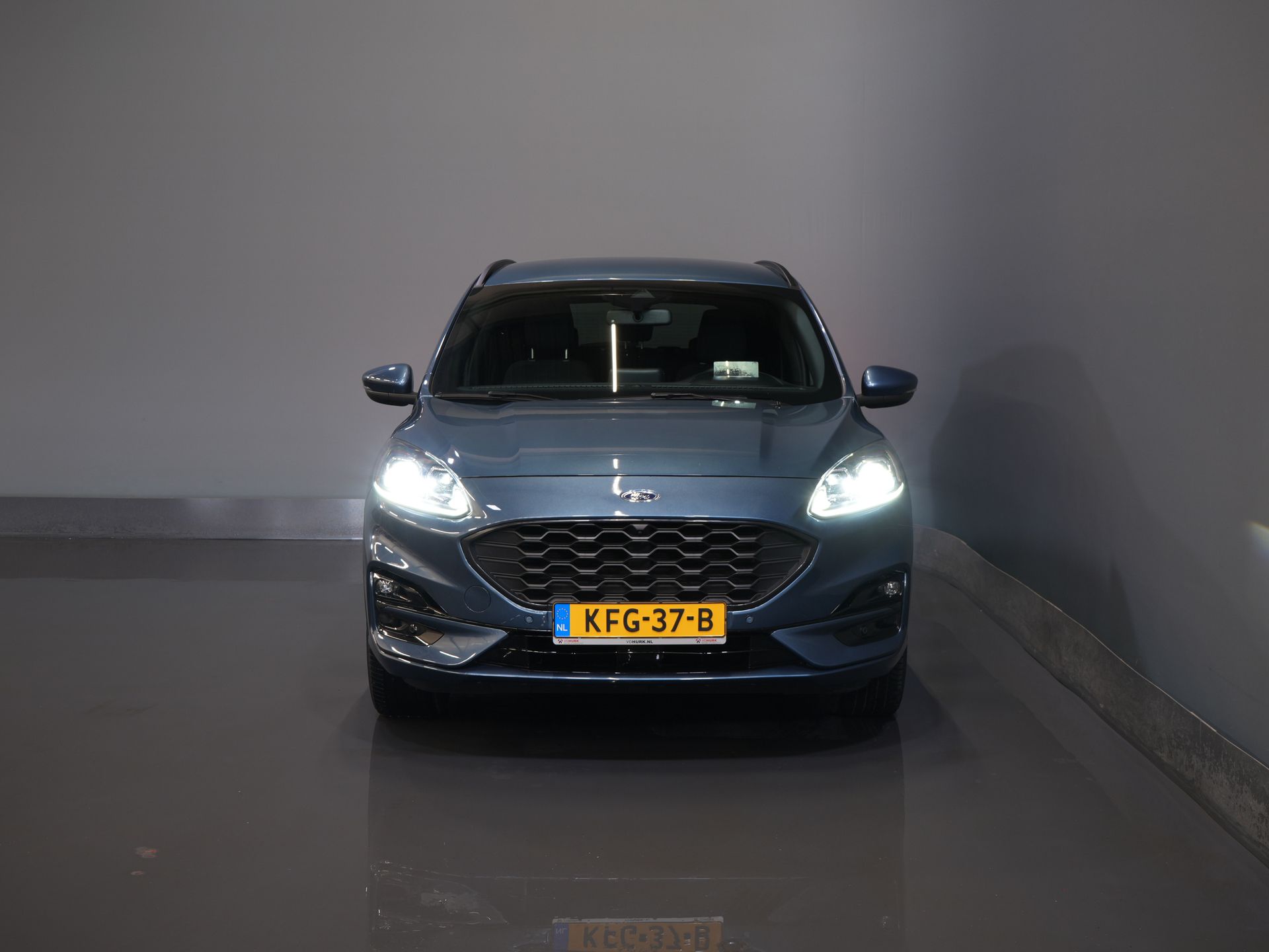 Ford Kuga SUV 2.5 PHEV 225 pk ST-Line LED/ Head-Up/ Adapt.cruise/ Standkachel/ Keyless/ Elek.klep/ Stoelverw/ Stuurverw./ Carplay/ Navi/ Clima 6