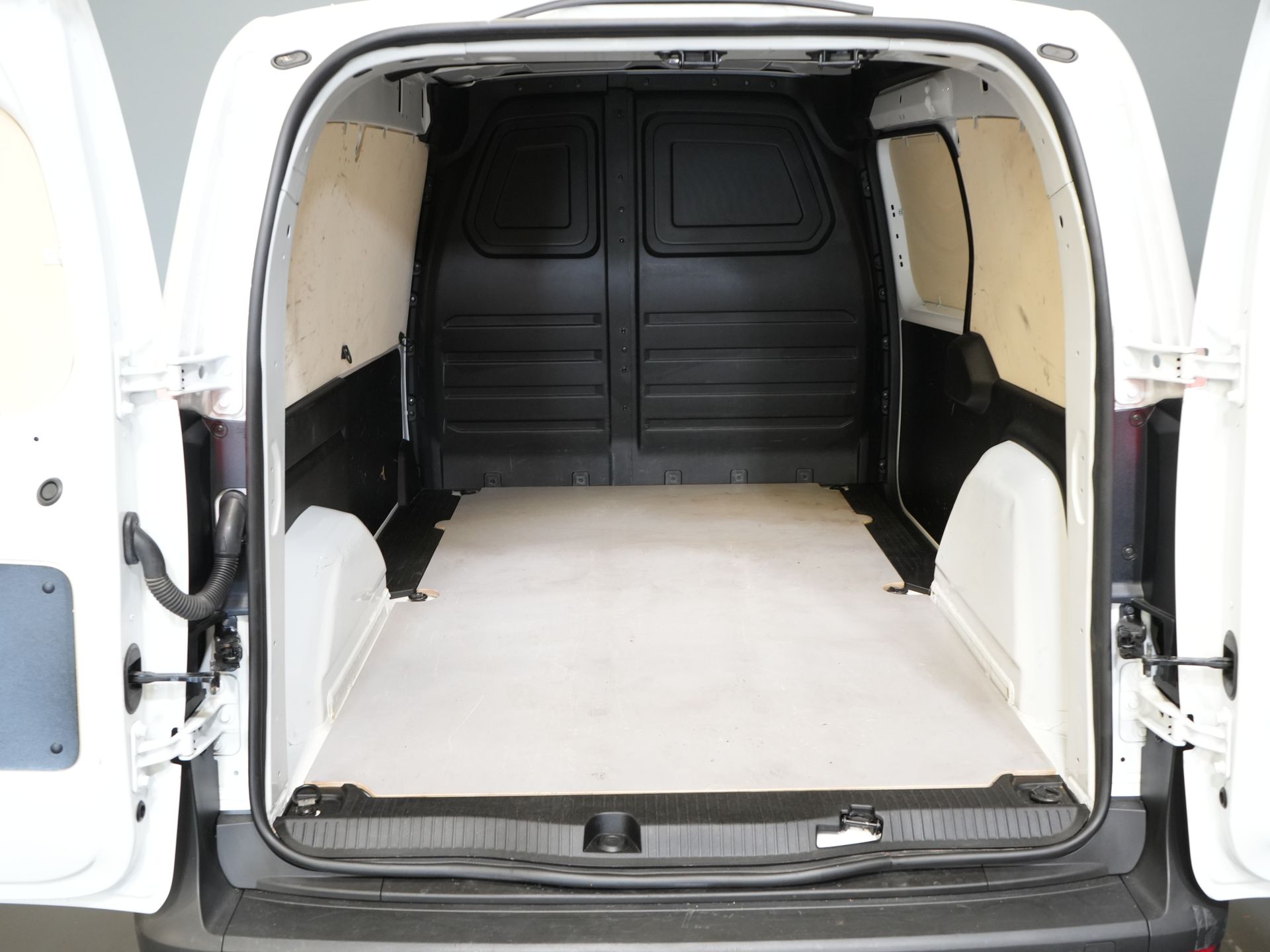 Mercedes-Benz Citan Bestelbus 110 CDI L2 Aut. 3Pers./ Stoelverw./ Carplay/ Camera/ Cruise/ Airco/ Trekhaak/ PDC 14